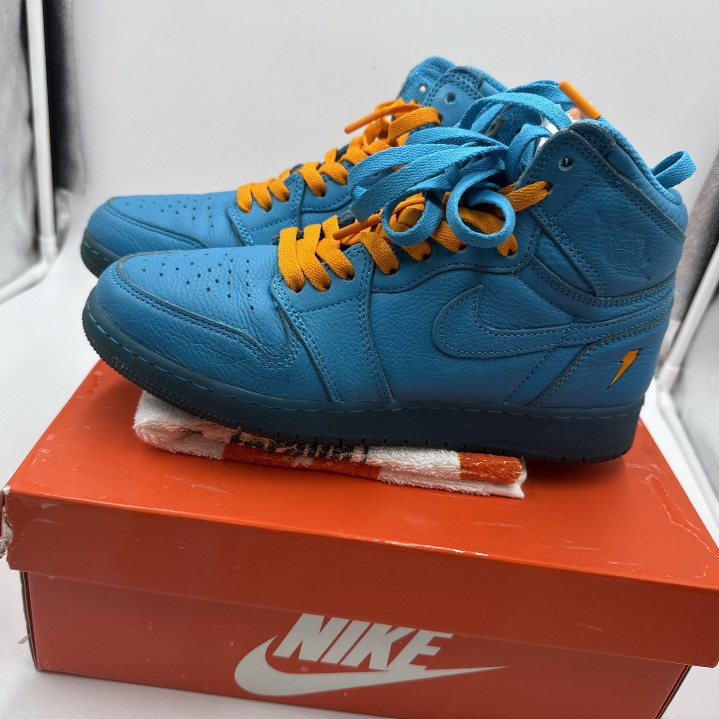 Size 7 (GS) - Jordan 1 Retro OG G8RD High Blue Lagoon