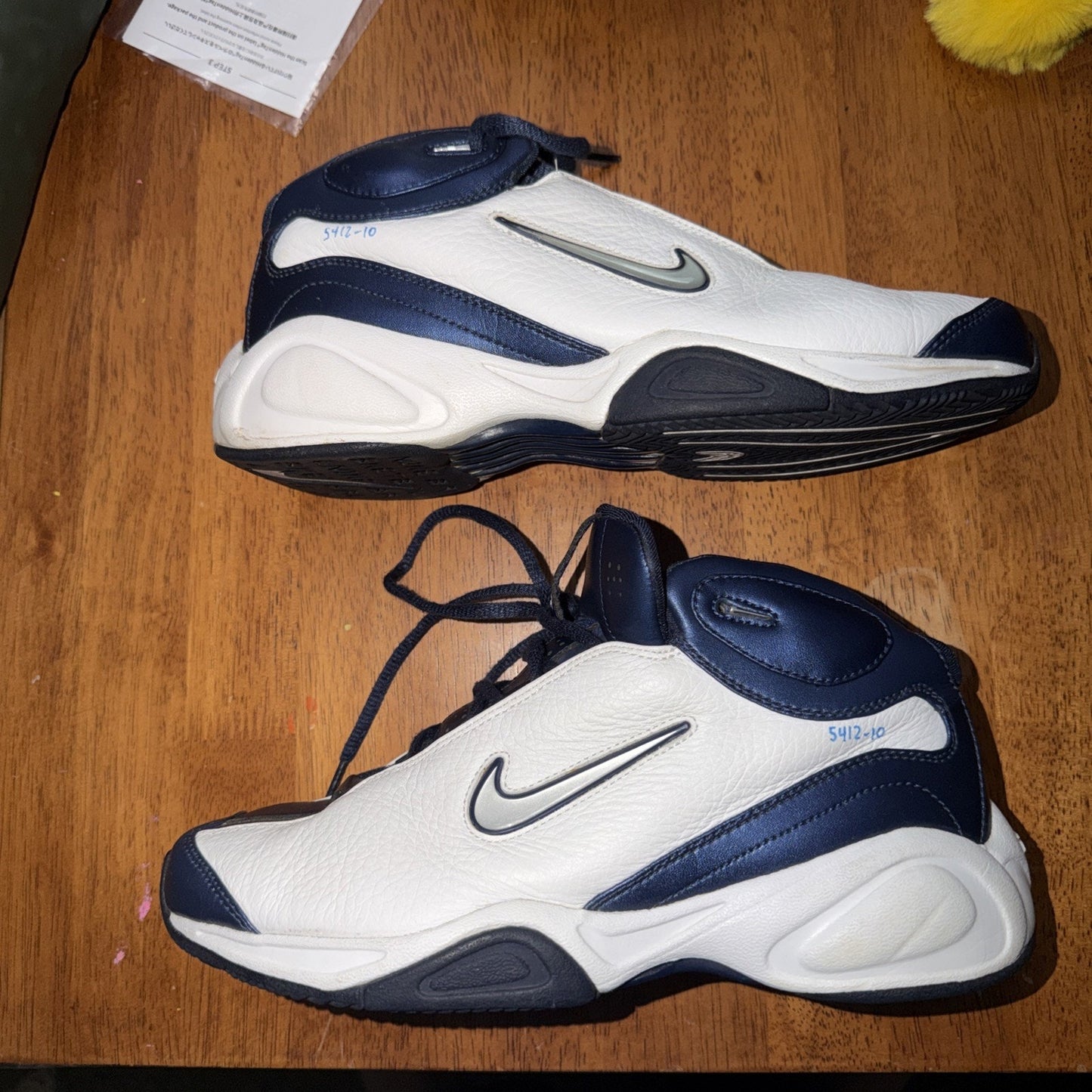 Size 9 Nike Air Pure Assist Mid Wear Test Sample 2002