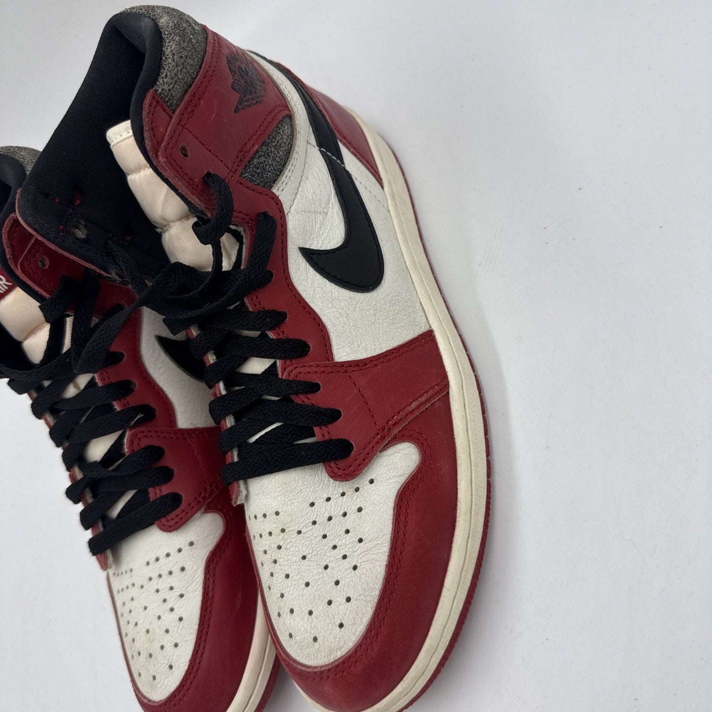 Size 8.5 - Jordan 1 Retro High OG Chicago Reimagined Lost & Found 2022