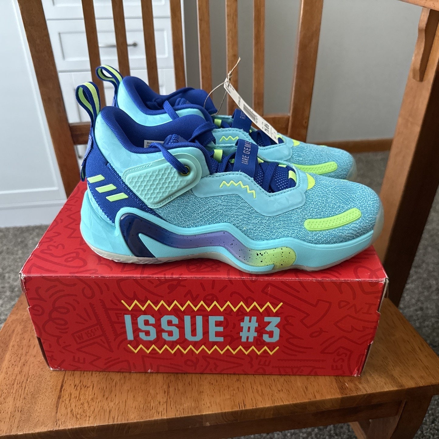 Size 7.5 - adidas D.O.N. Issue #3 Pulse Aqua BS035