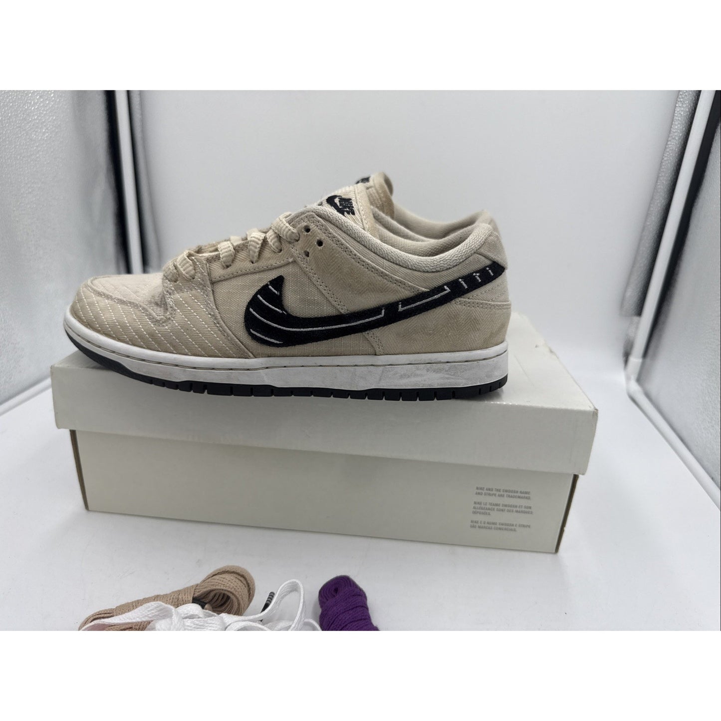 Size 8 - Nike Albino & Preto x Dunk SB Low Jiu-Jitsu