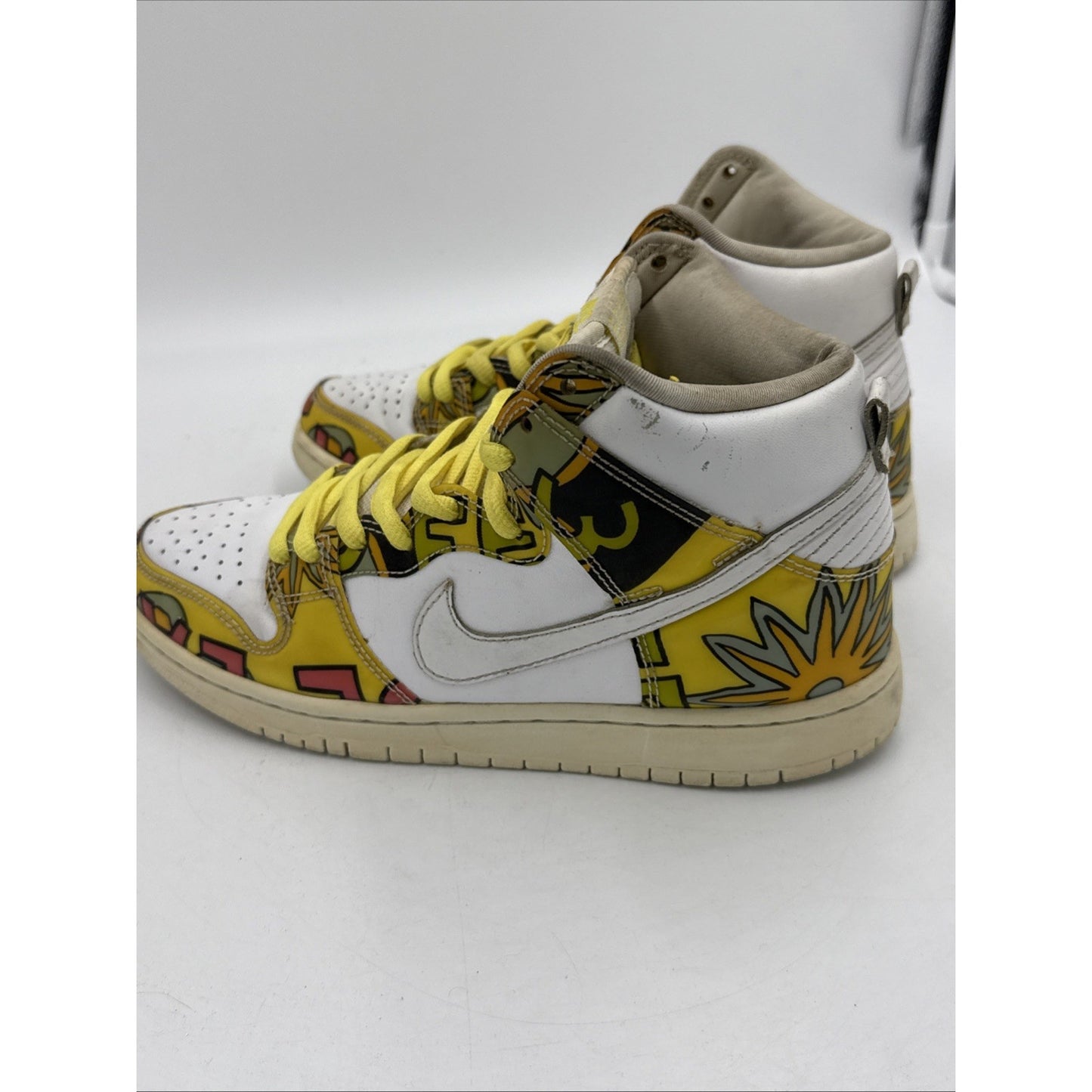 Size 7 - Nike Dunk Premium SB QS High De La Soul