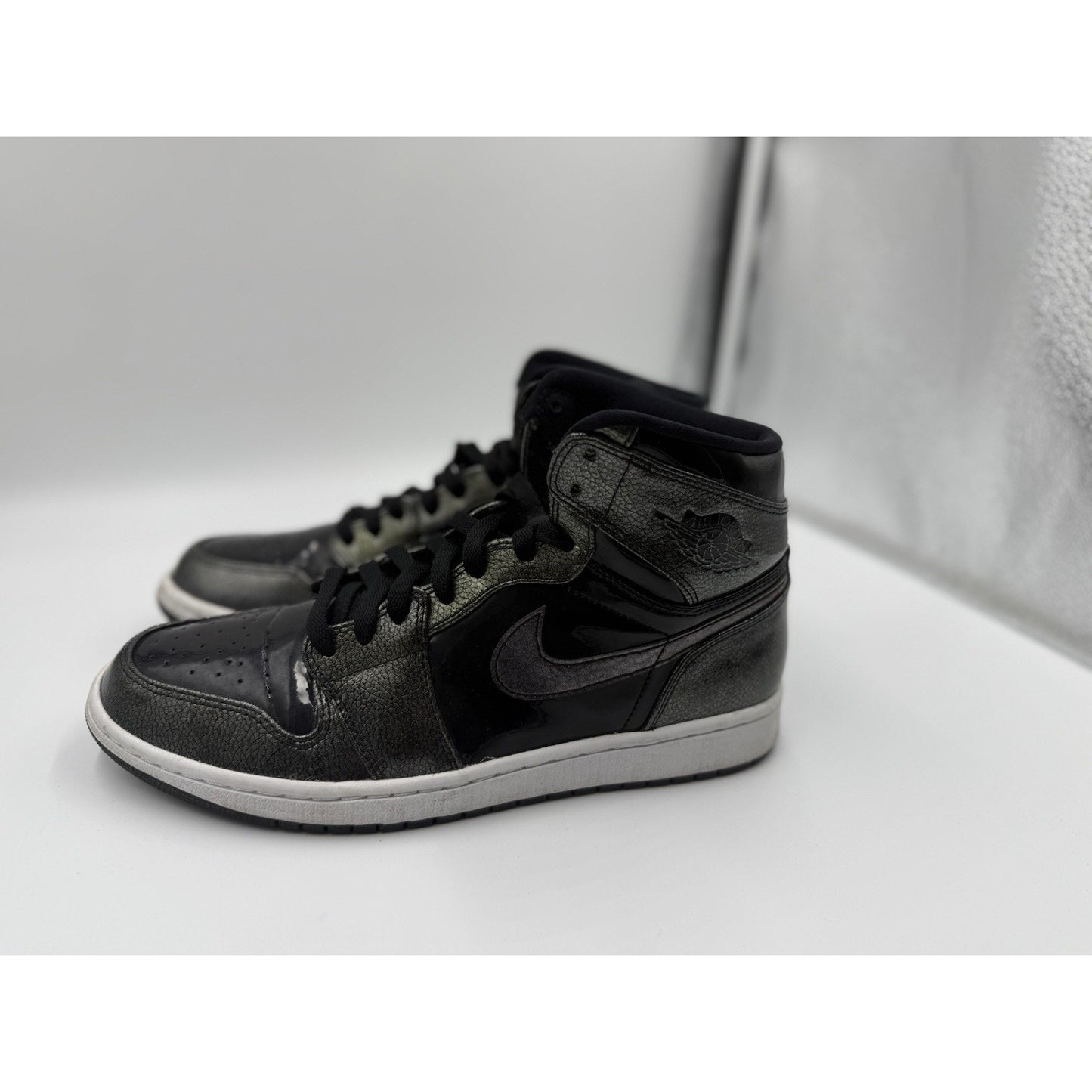 Size 10.5 - Air Jordan 1 Retro High Black Patent NBS382