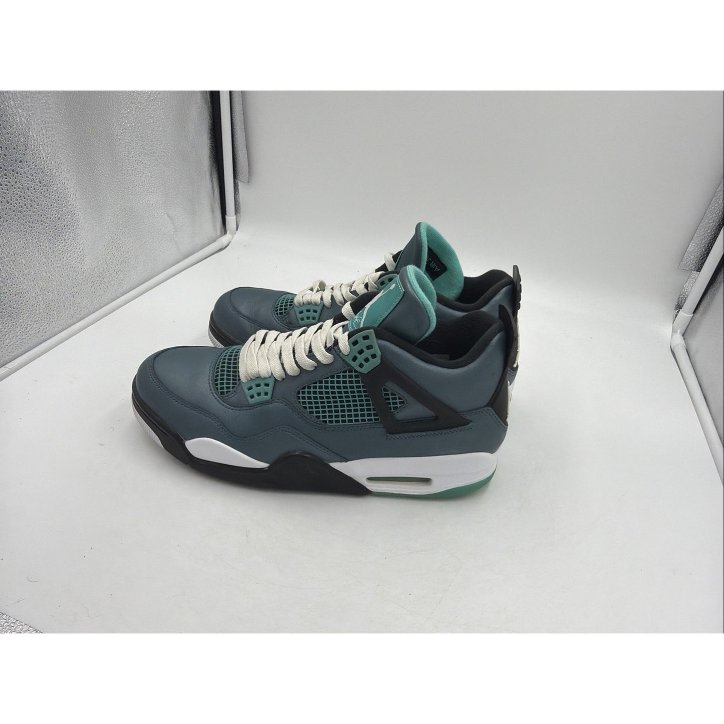 Size 10.5 - Air Jordan 4 Retro Teal