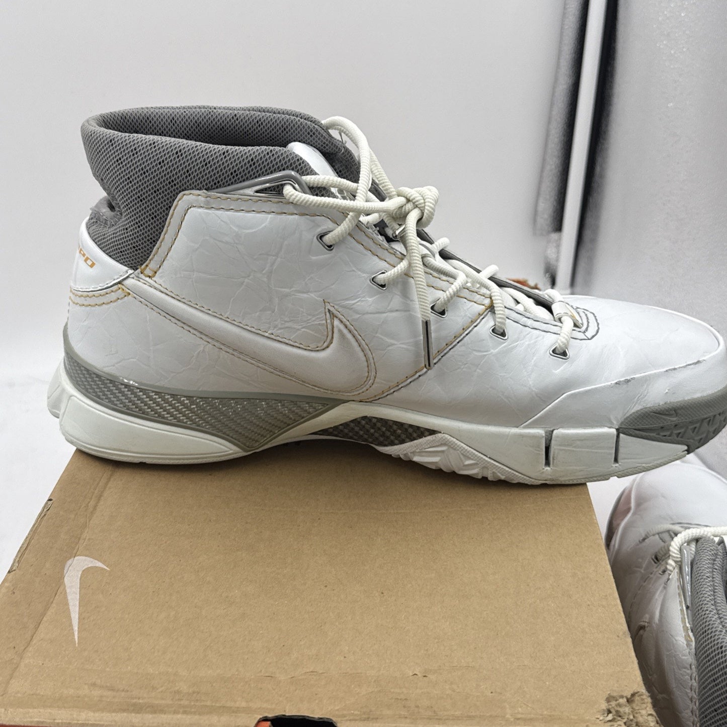 Size 12 - Nike Zoom Kobe 1 White Shark