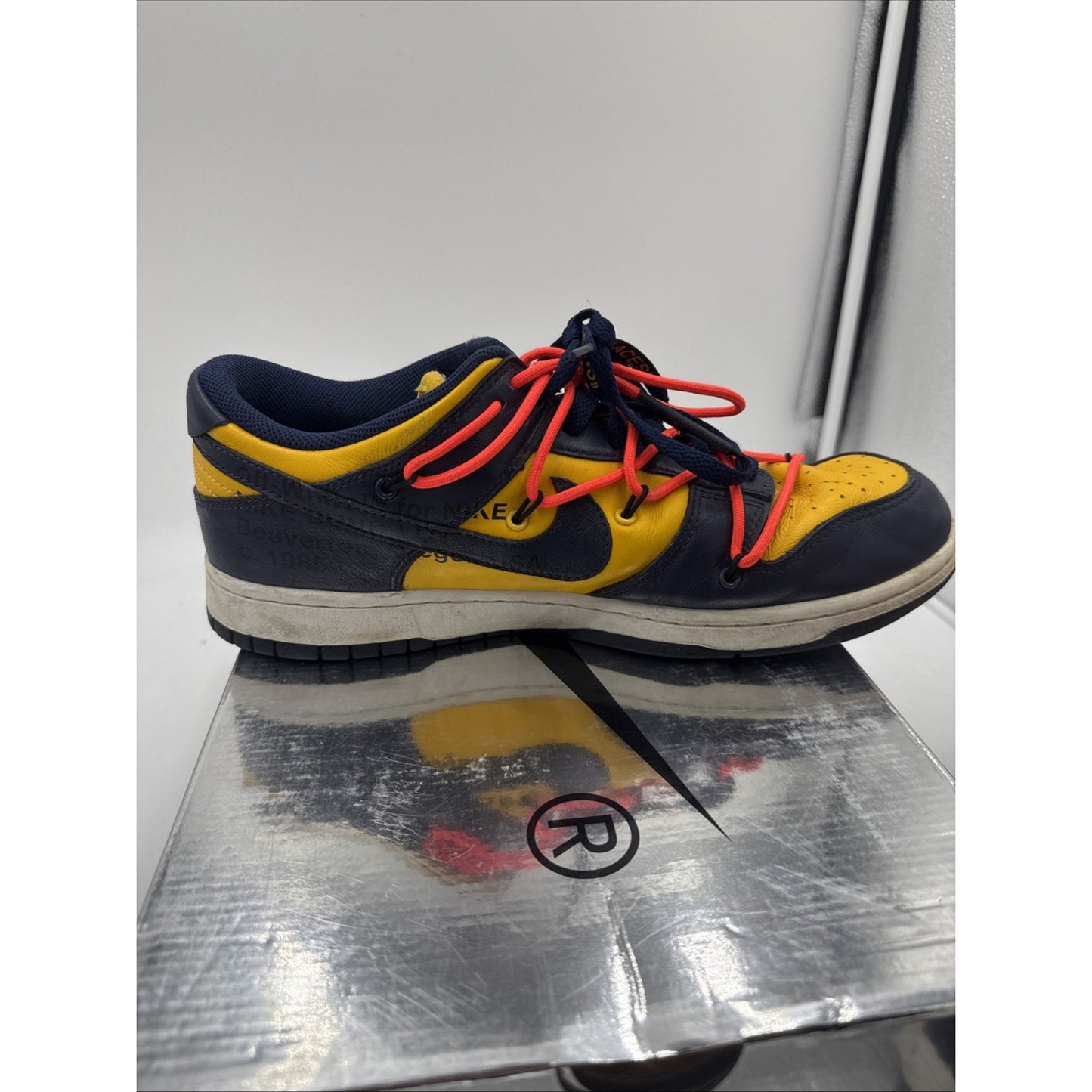 Size 11 - Nike Dunk Low x OFF-WHITE University Gold 2019