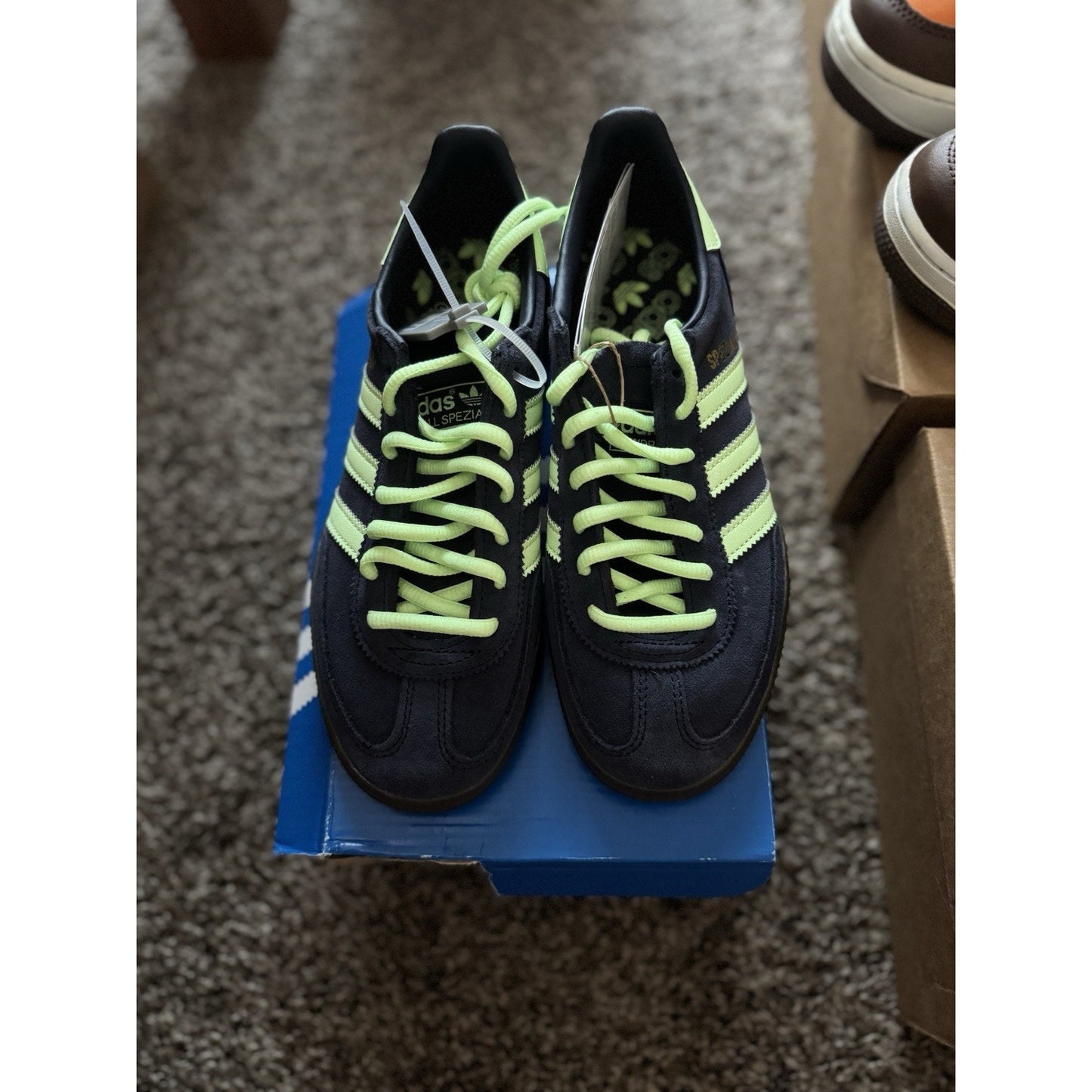 Size 4.5 - adidas Handball Spezial Legend Ink Green Spark BS350
