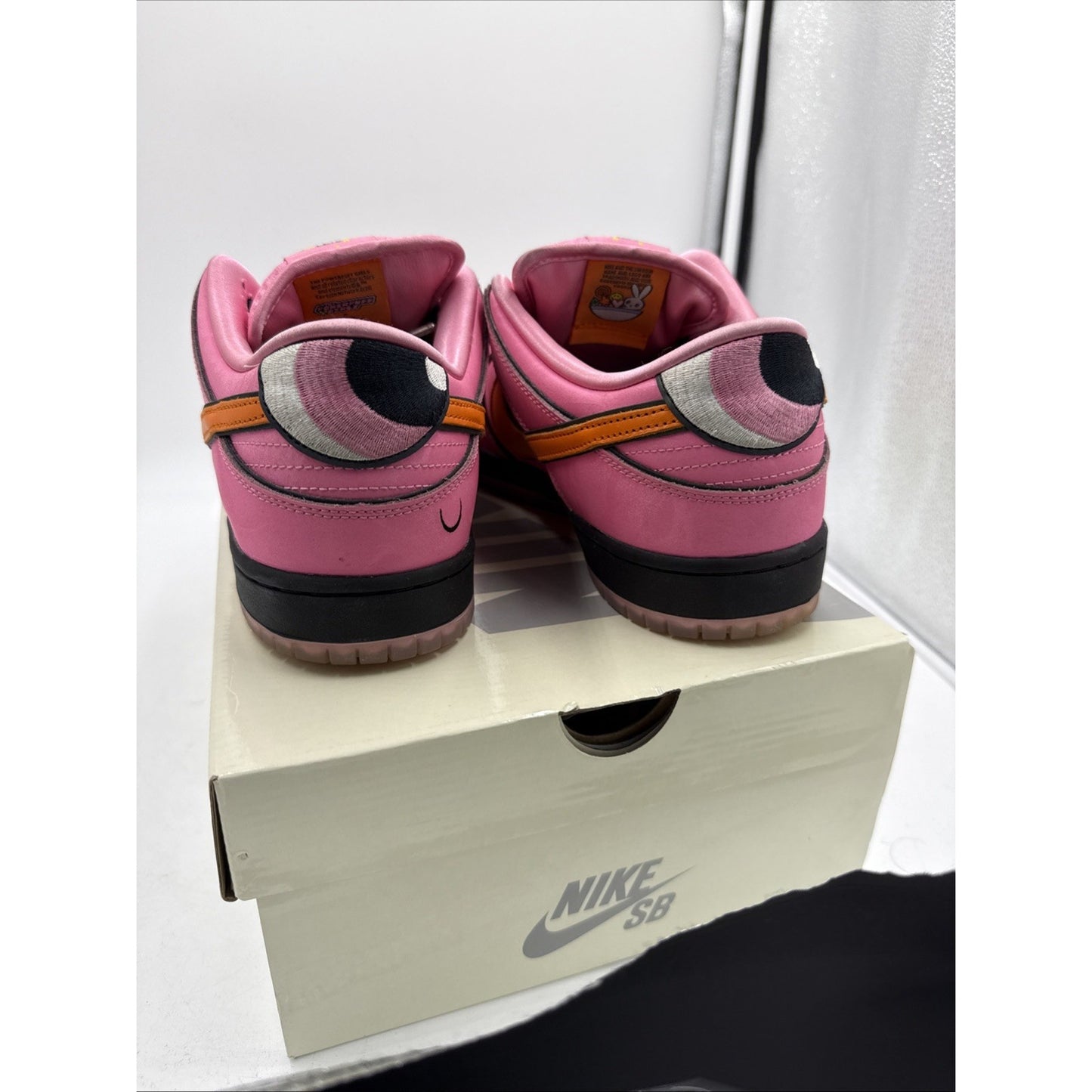 Size 11 Nike SB The Powerpuff Girls Blossom