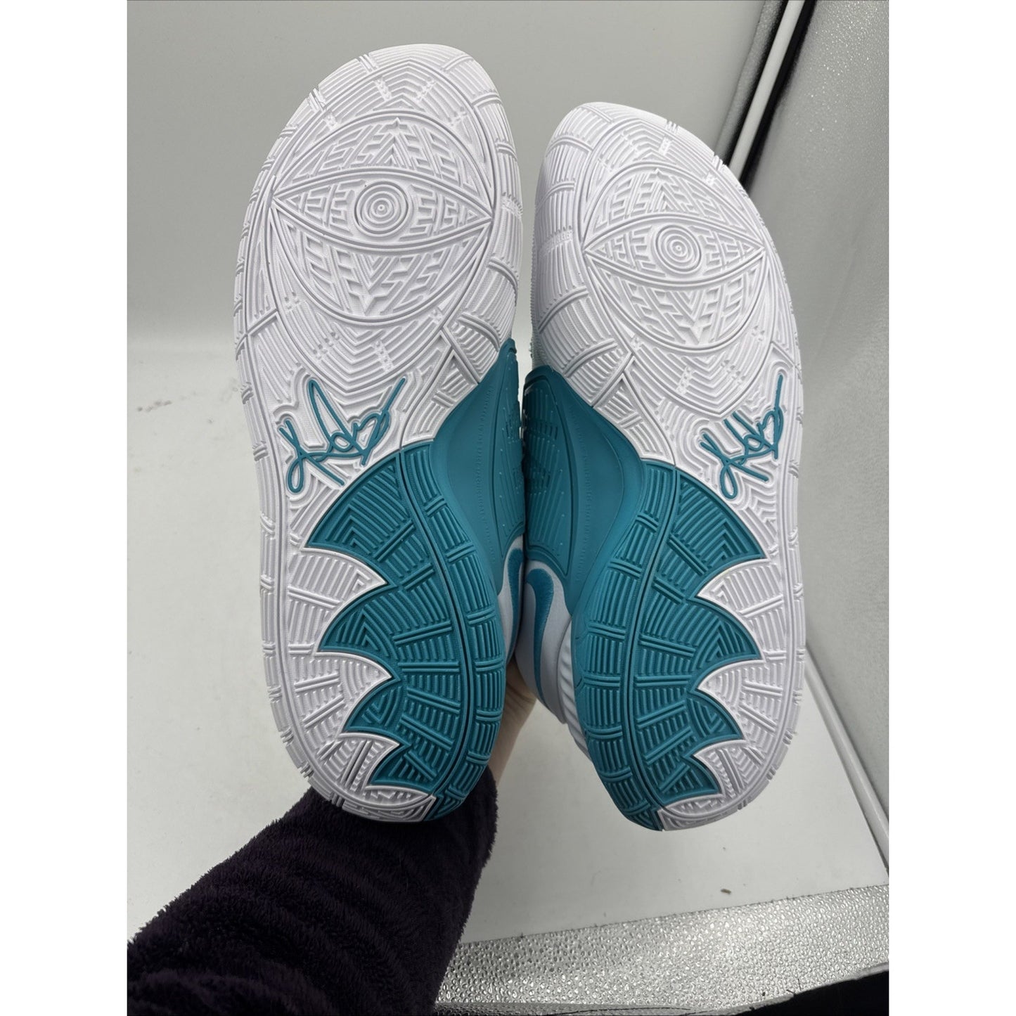 Size 17.5 - Nike Kyrie 6 TB Promo Mid White