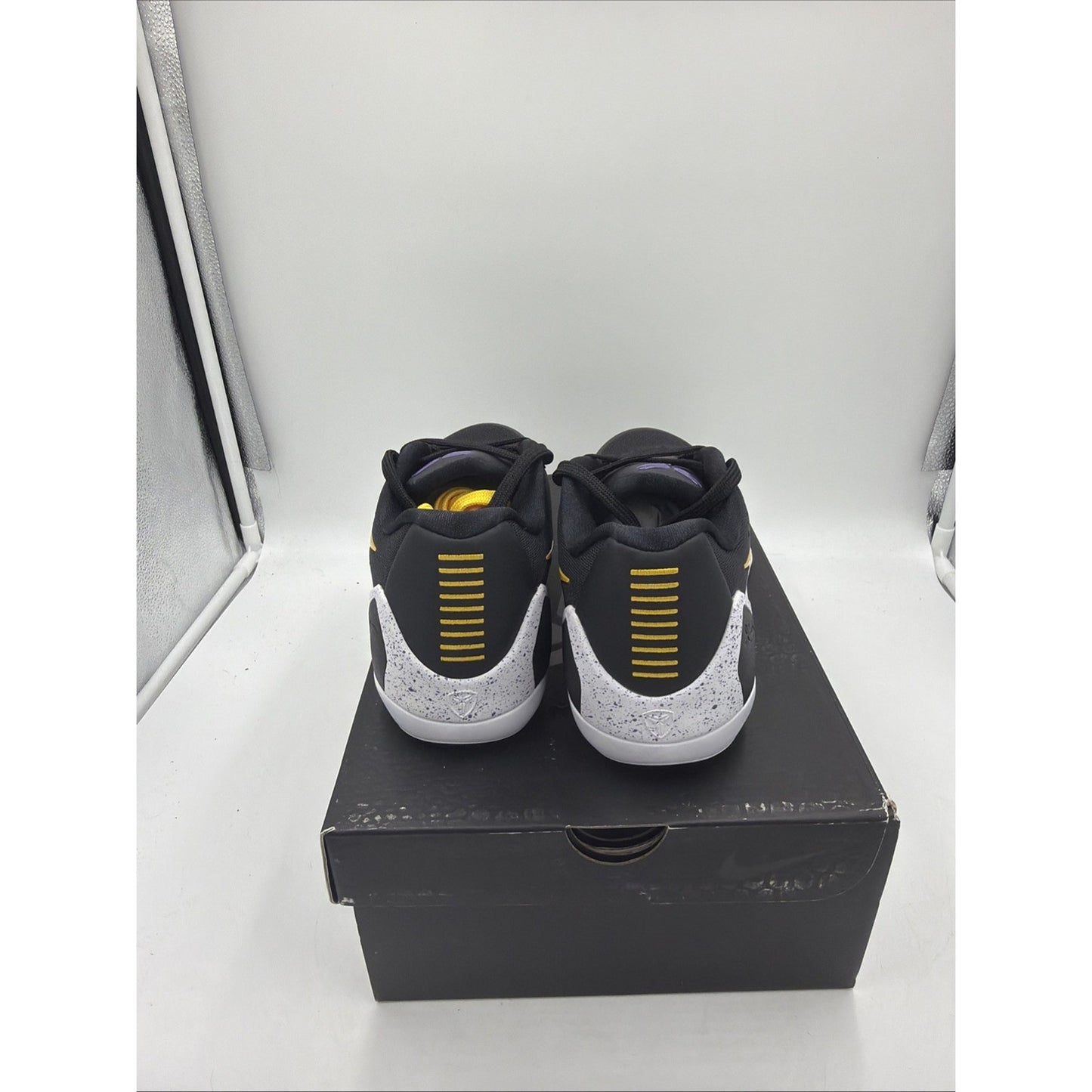 Size 9.5 - Nike Kobe 9 EM Protro TB Lakers Away