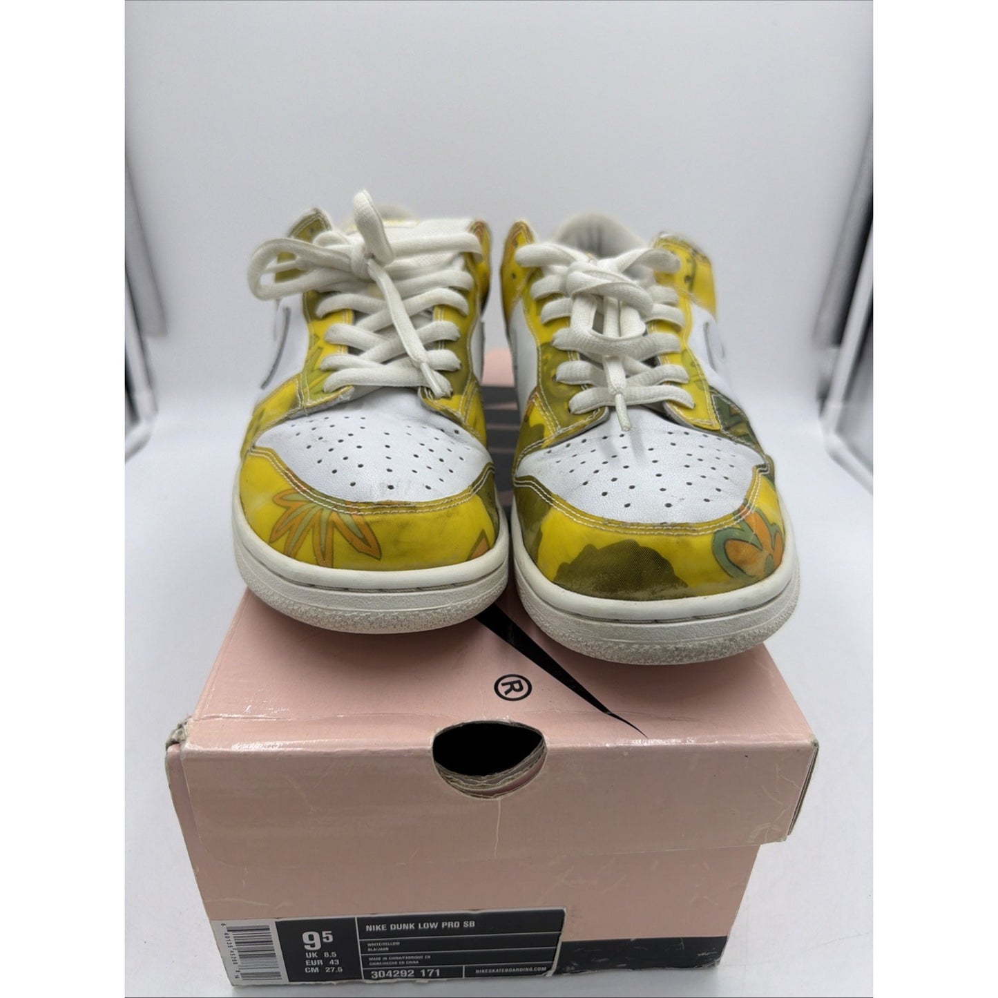 Size 9.5 - Nike Dunk Pro SB Low De La Soul