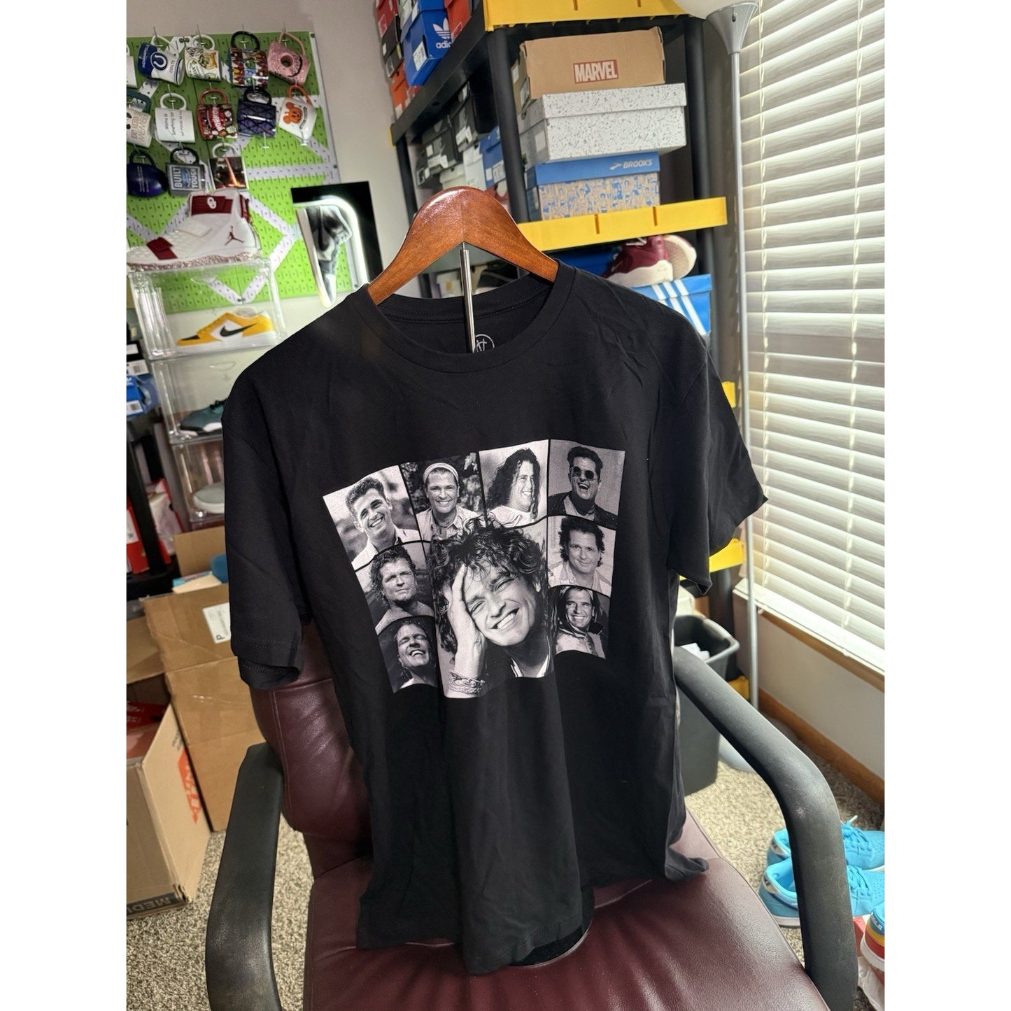 Size Large La Provincia Carlos Vines T-Shirt