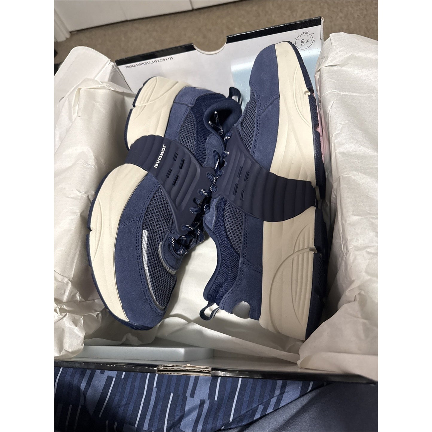 Size 11 Jordan Trunner Midnight Navy IB3722-400
