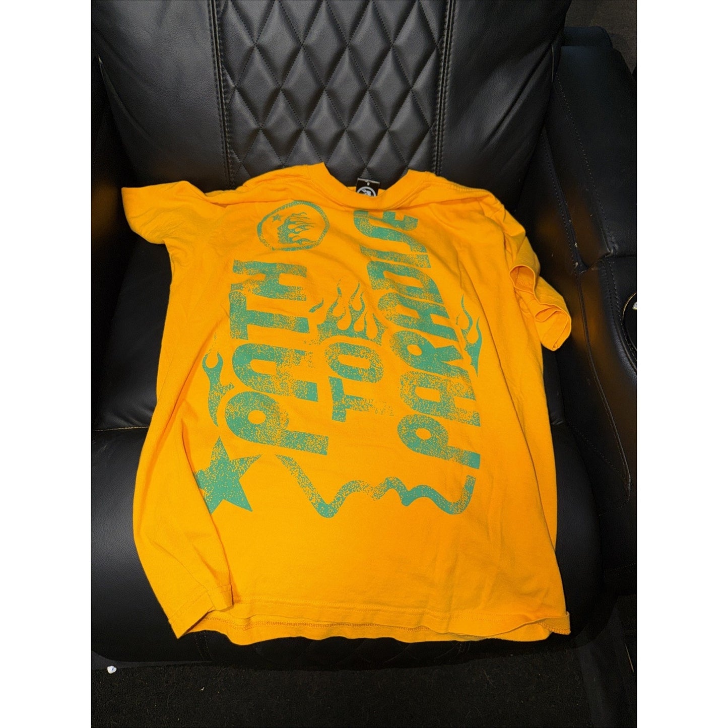 Hellstar Studios Path To Paradise Jesus Tee Golden Yellow Green Print Cross New