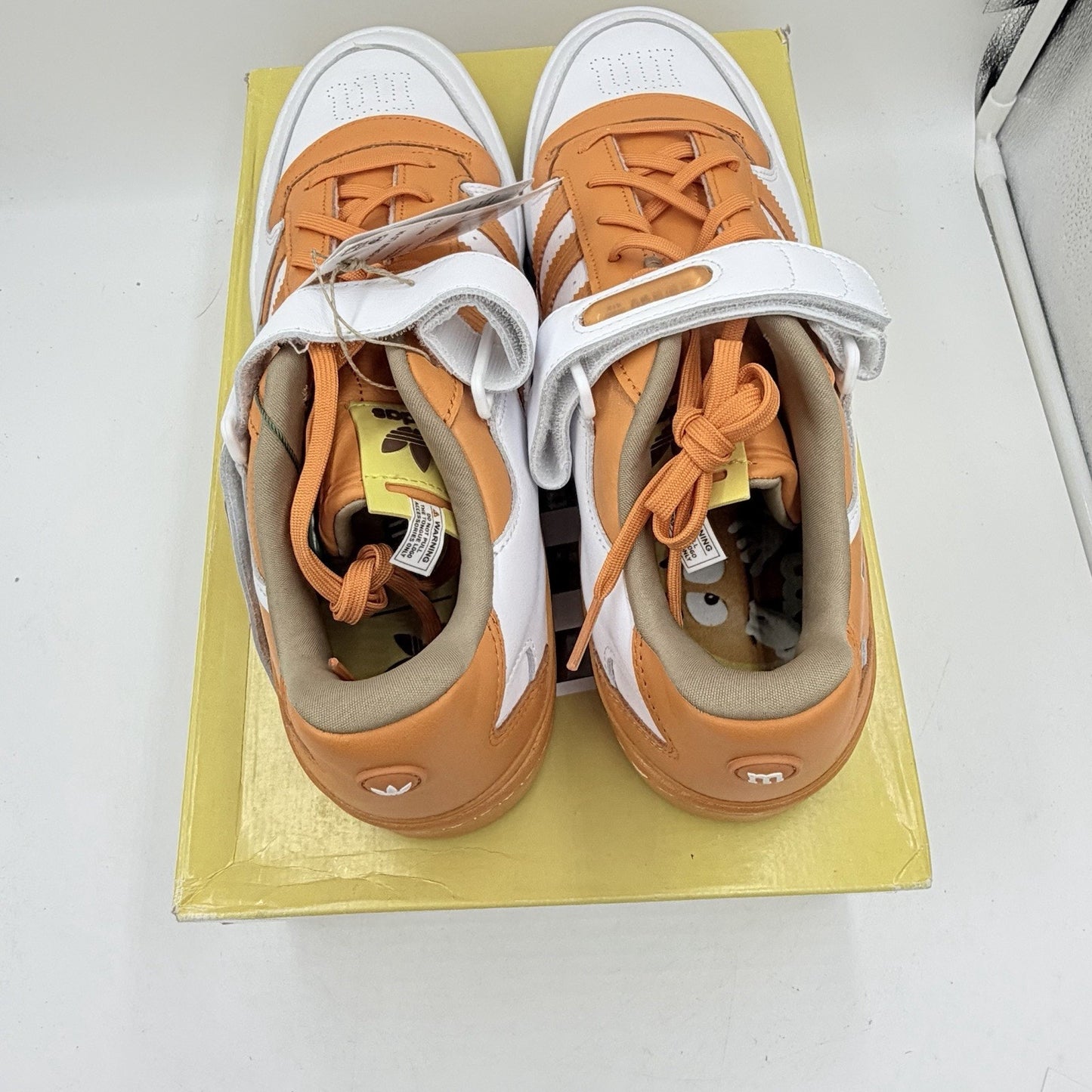 Size 4.5 (GS) - Jordan 1 Retro OG 2021 Mid Neutral Greyi