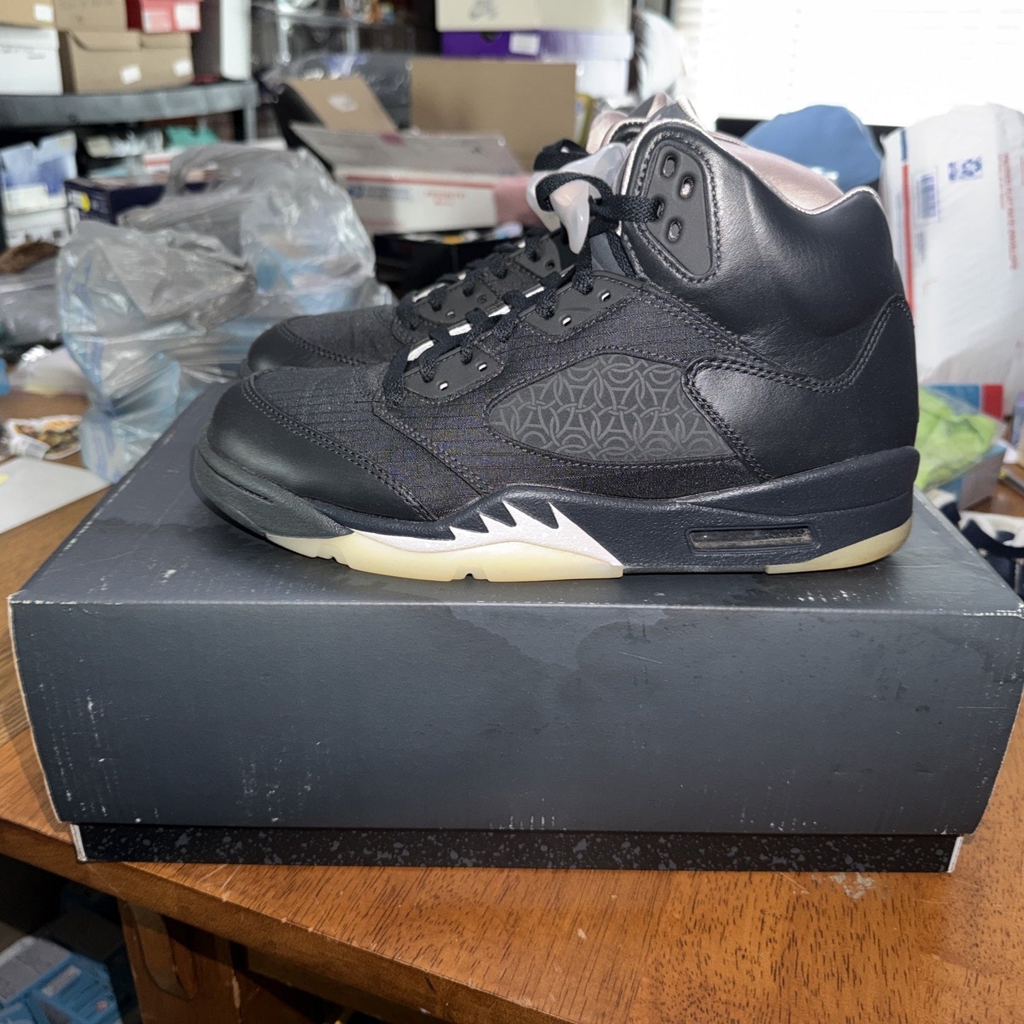 Size 8.5 - Paris Saint-Germain x Air Jordan 5 Retro Off Noir