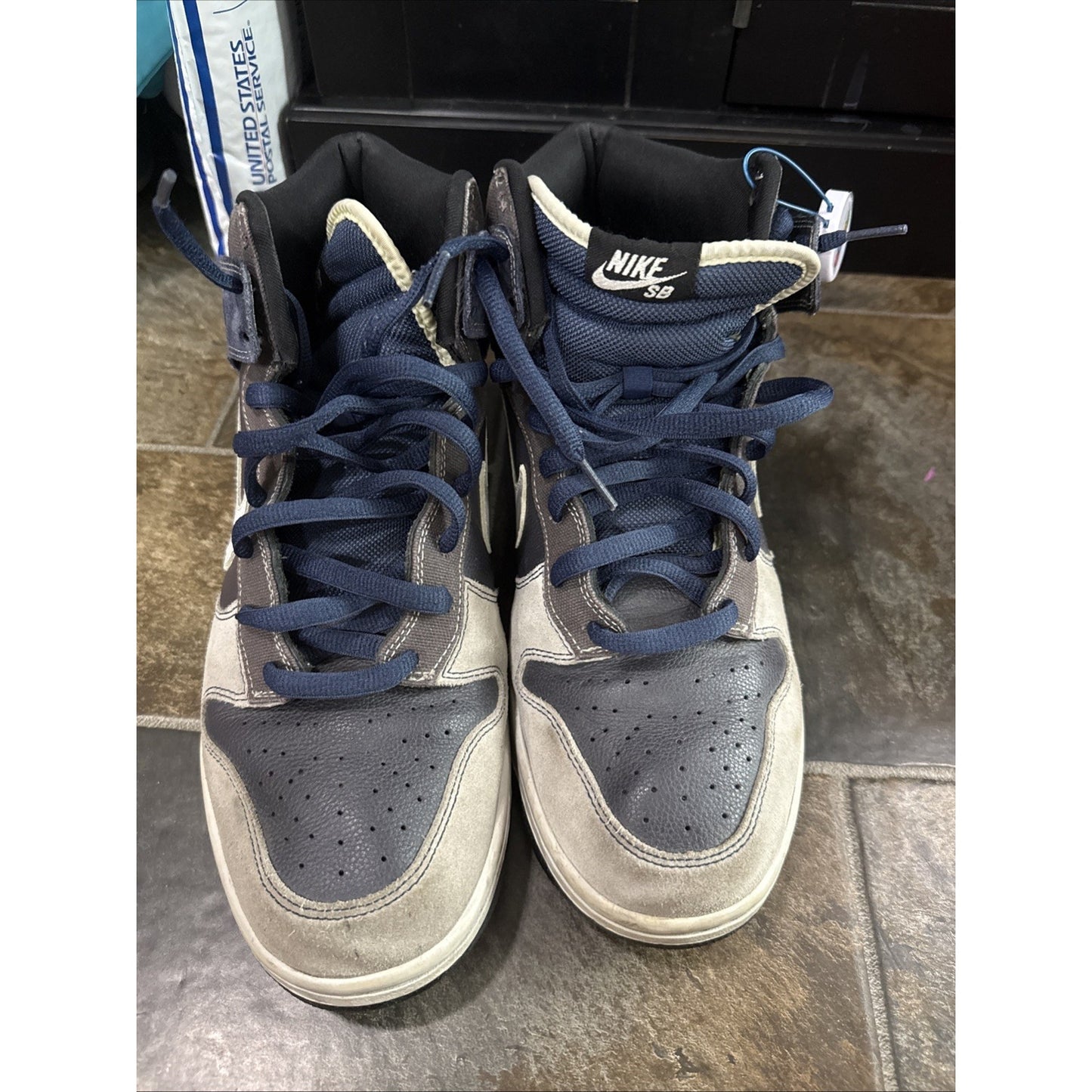 Size 13 - Nike Dunk Pro SB High Un-Futuras