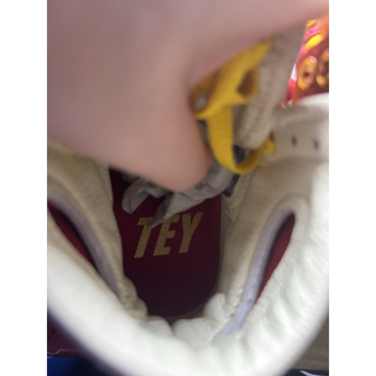 Size 5 - Teyana Taylor x Air Jordan 1 Zoom Comfort 2 High A Rose From Harlem W