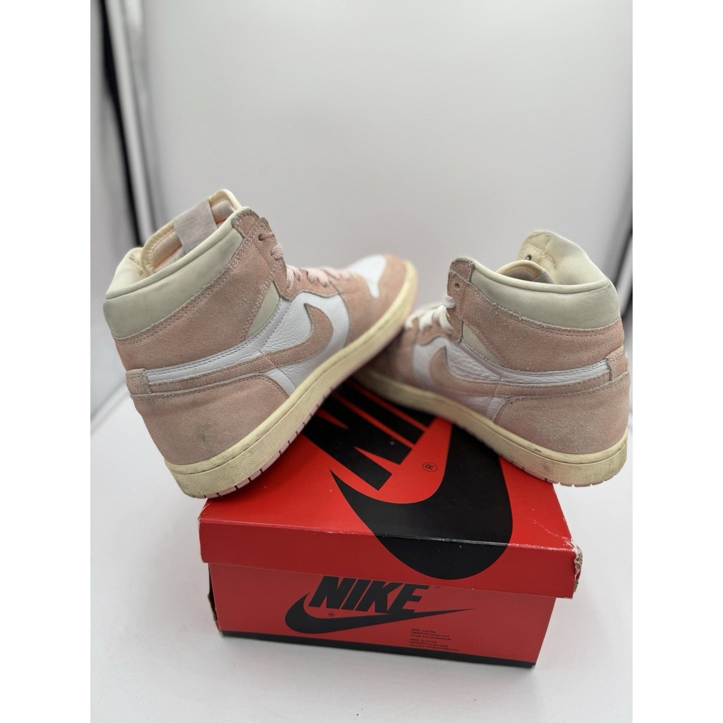 Women's Nike Air Jordan 1 Retro Hi OG Washed Pink Shoes FD2596-600 Size 9.5