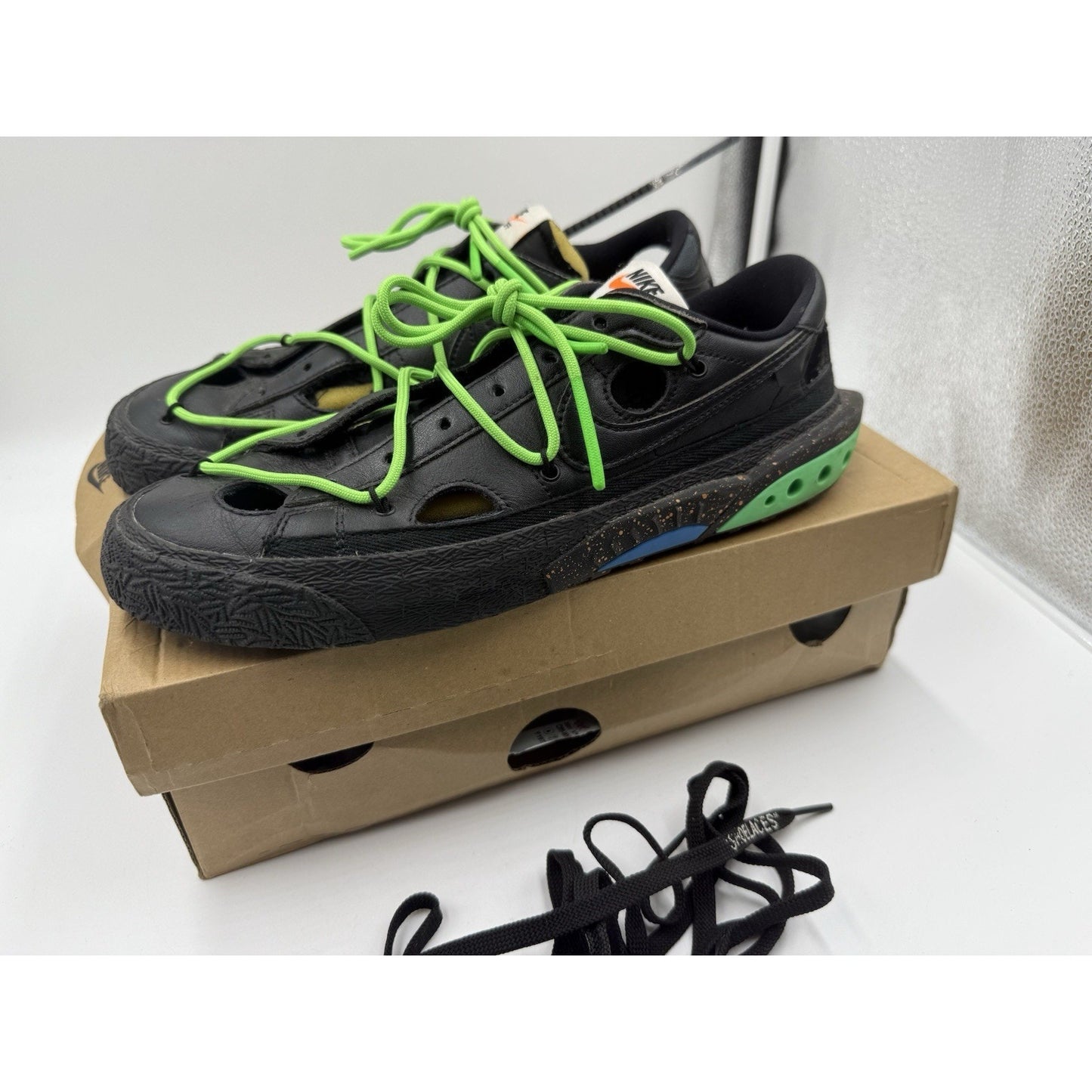 Size 9 - Nike Off-White x Blazer Low Black