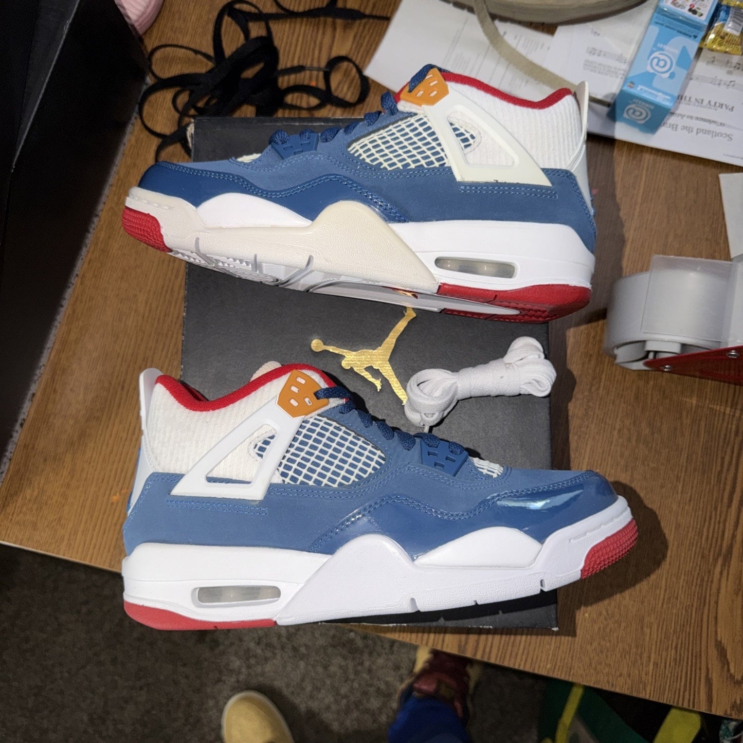 Nike Air Jordan 4 Retro Messy Room (GS) White Sneakers DR6952-400 Size 6Y Used