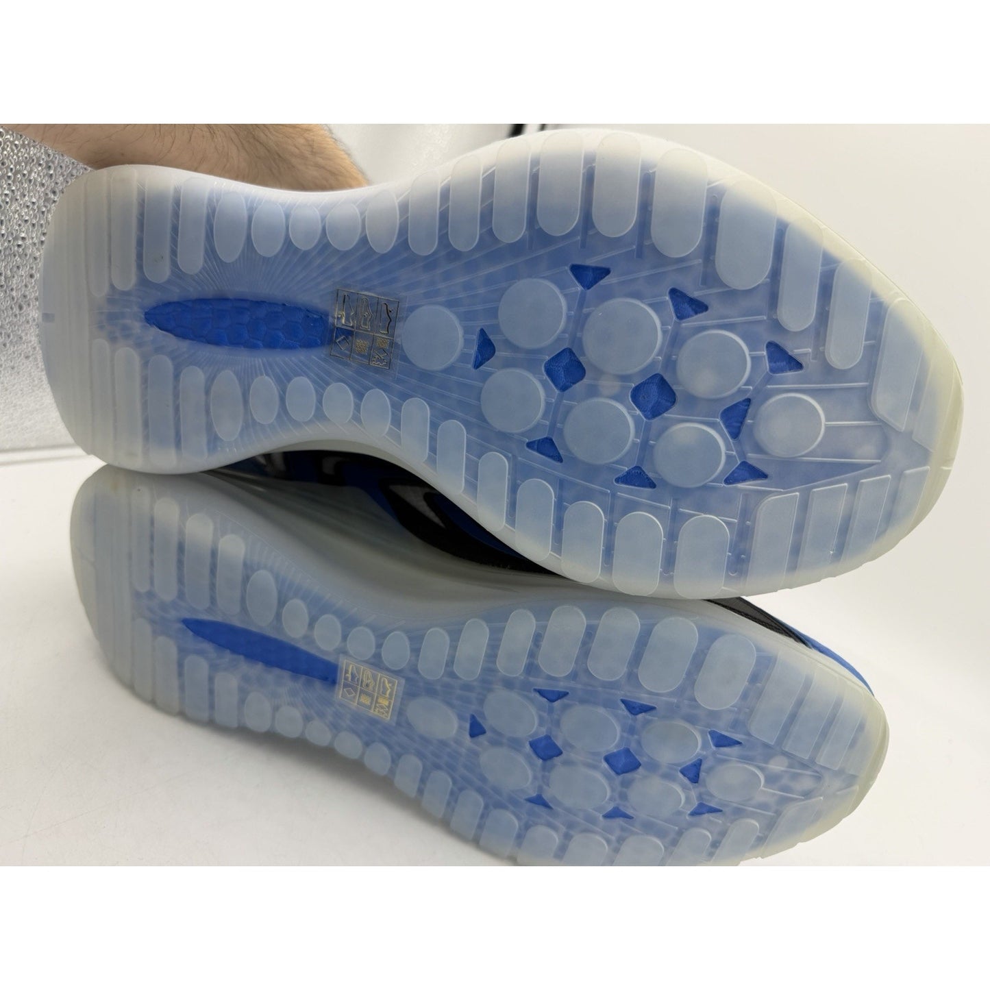 Size 12 Mazino Designer Shoe Krypton-052