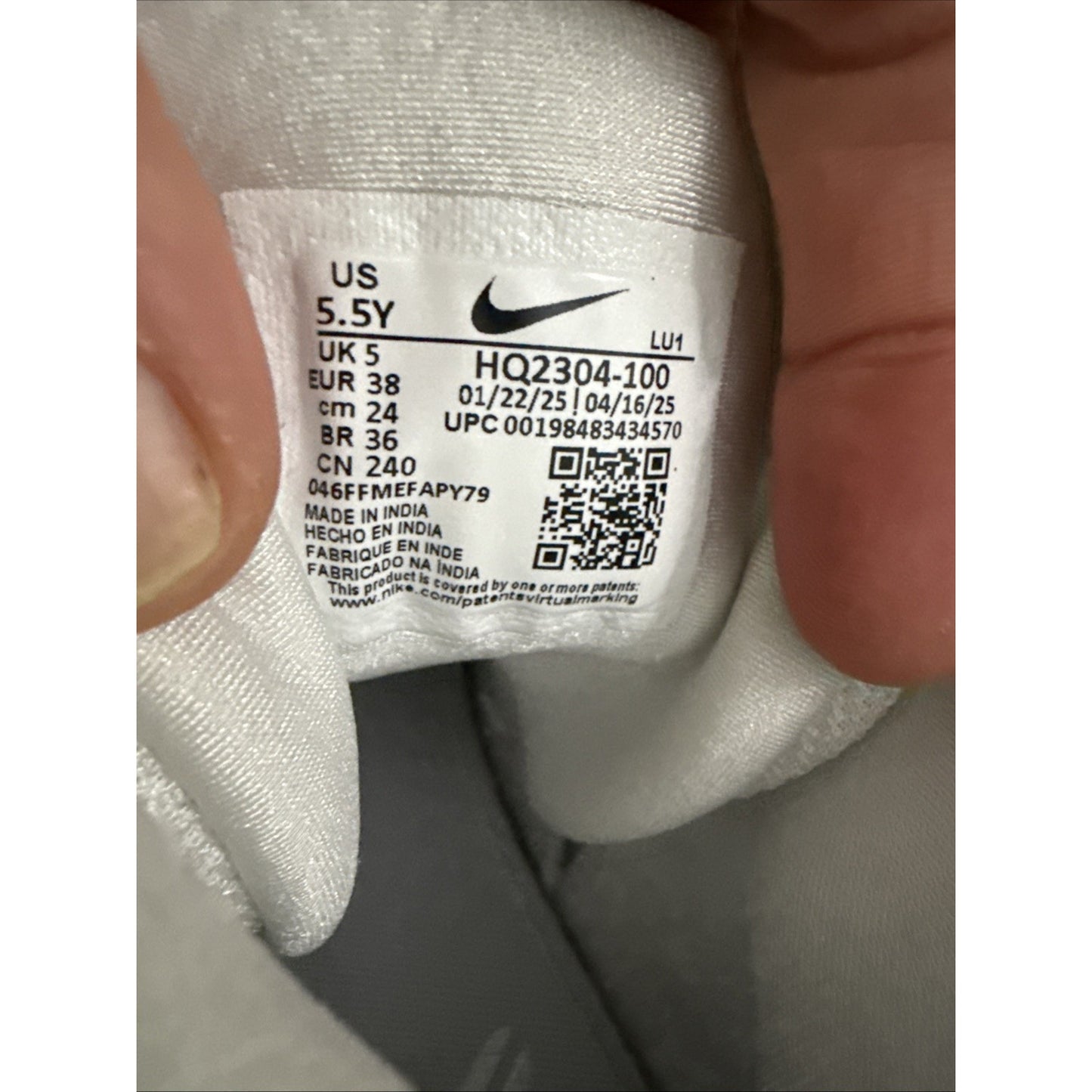 Nike Kobe 3 Halo HQ2304-100 White Youth Size 5.5 Basketball Shoes