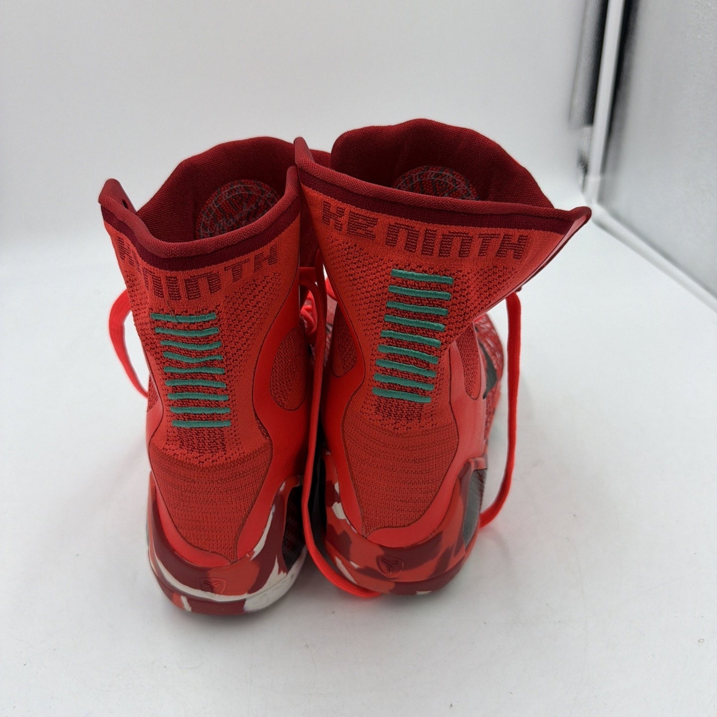 Size 8 - Nike Kobe 9 Elite 2014 Christmas
