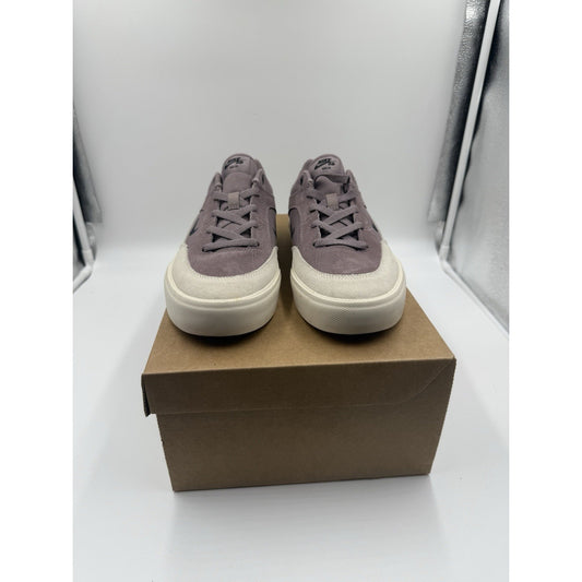 Size 9 Nike SB Malor Te Friends And Family Sample
