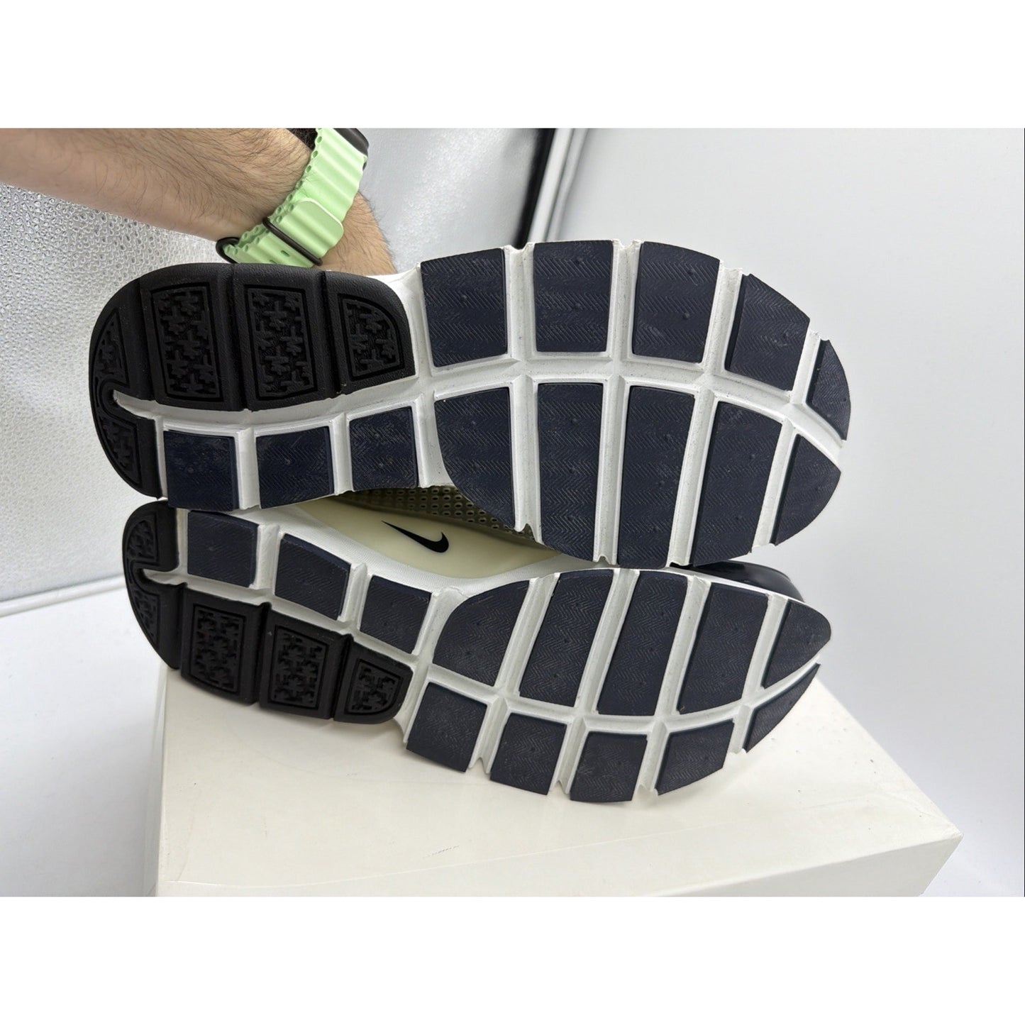 Size 10 - Nike Fragment Design x Sock Dart Obsidian