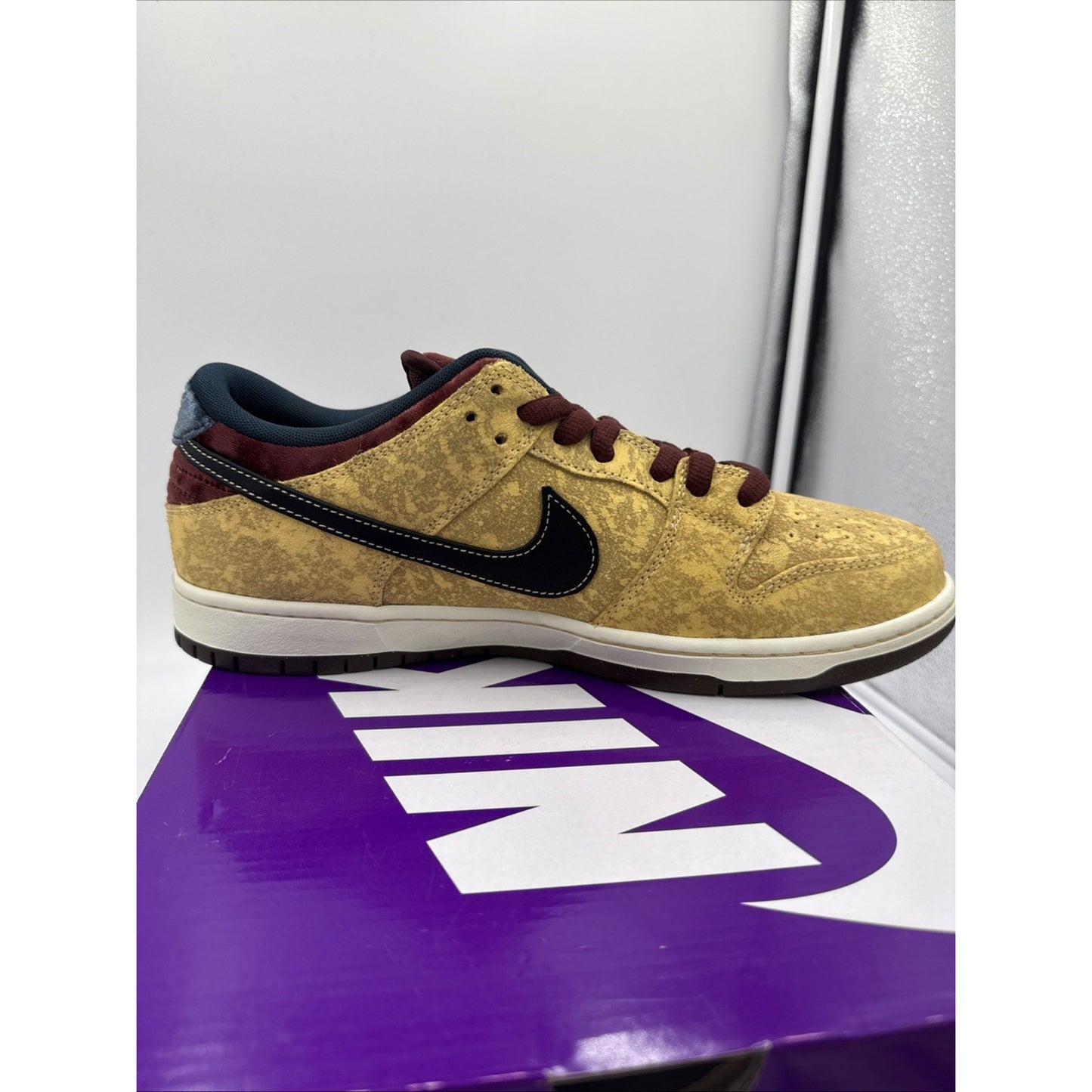 Size 11.5 - Nike Dunk SB Low City of Cinema