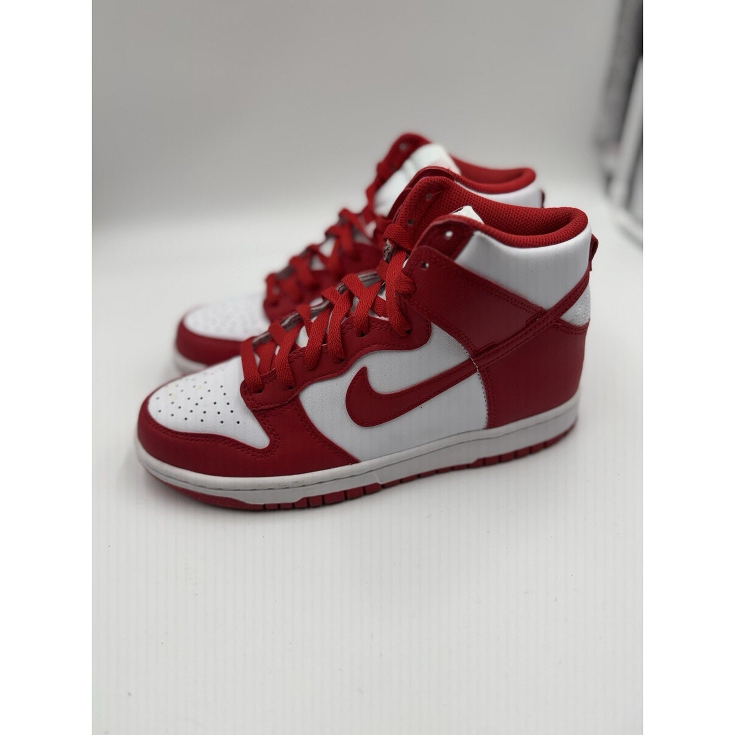 Size 6 (GS) - Nike Dunk High Championship Red NBS305