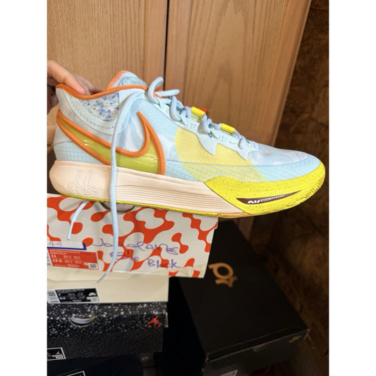 Size 13 - Nike Kyrie 8 Eagle - DJ6017-400