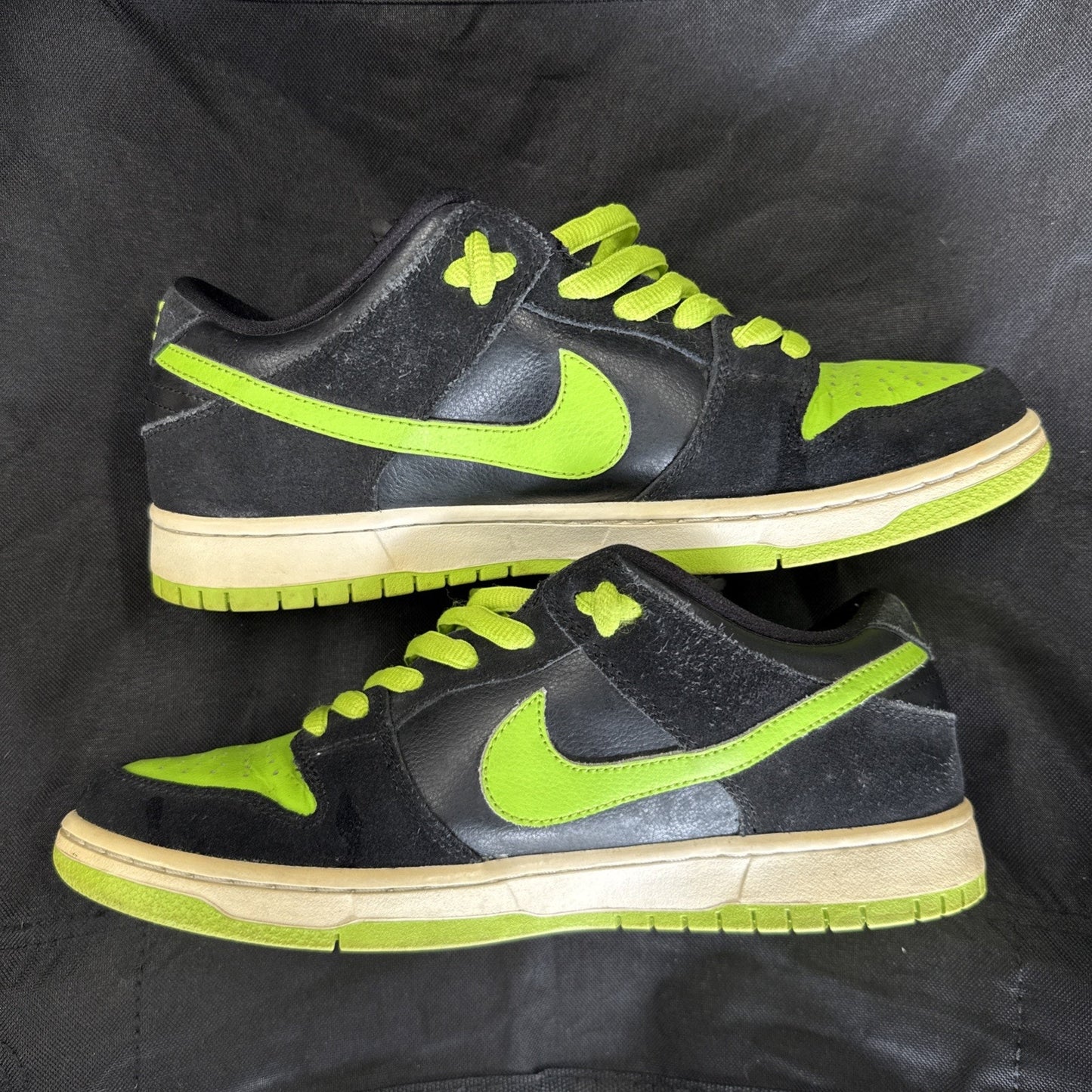 NIKE SB DUNK LOW NEON J PACK SIZE 9