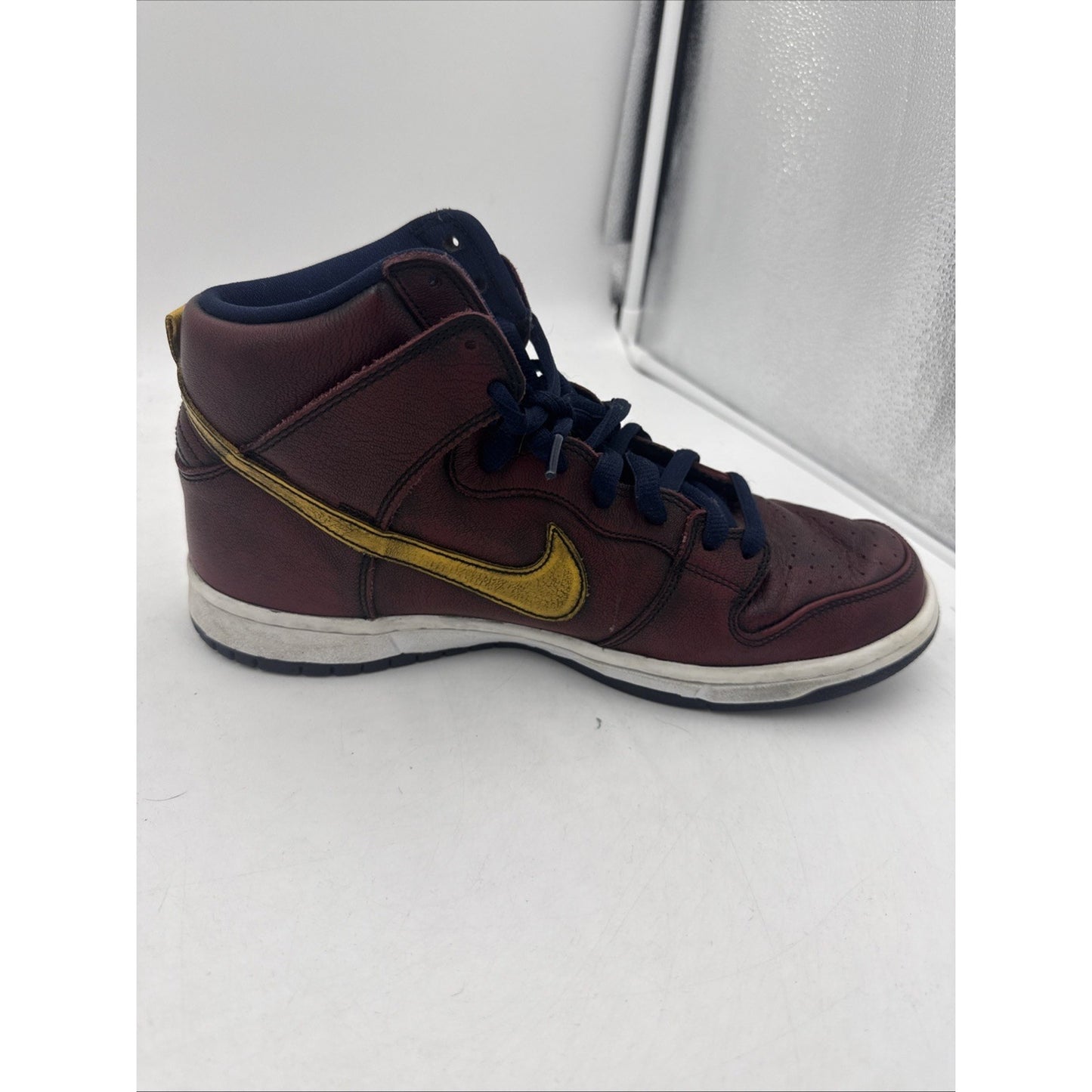 Size 11 - NBA x Nike Dunk SB High Cleveland Cavaliers