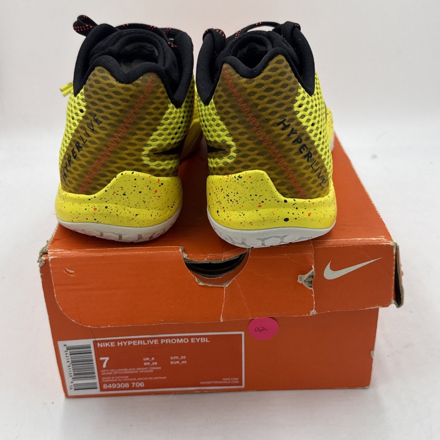 Size 7 - Nike Hyperlive Promo EYBL Yellow