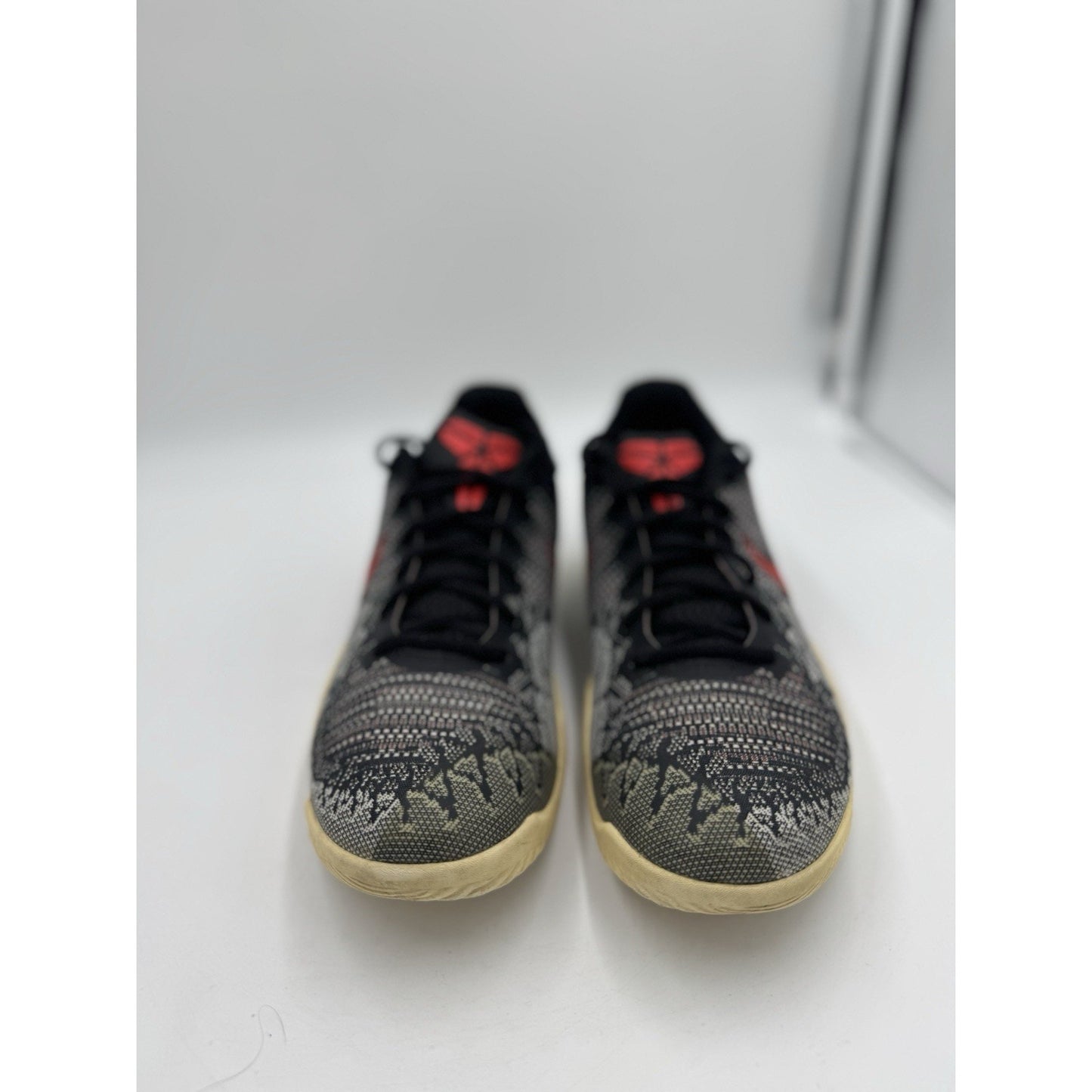 Size 9 - Nike Mamba Rage Bright Crimson