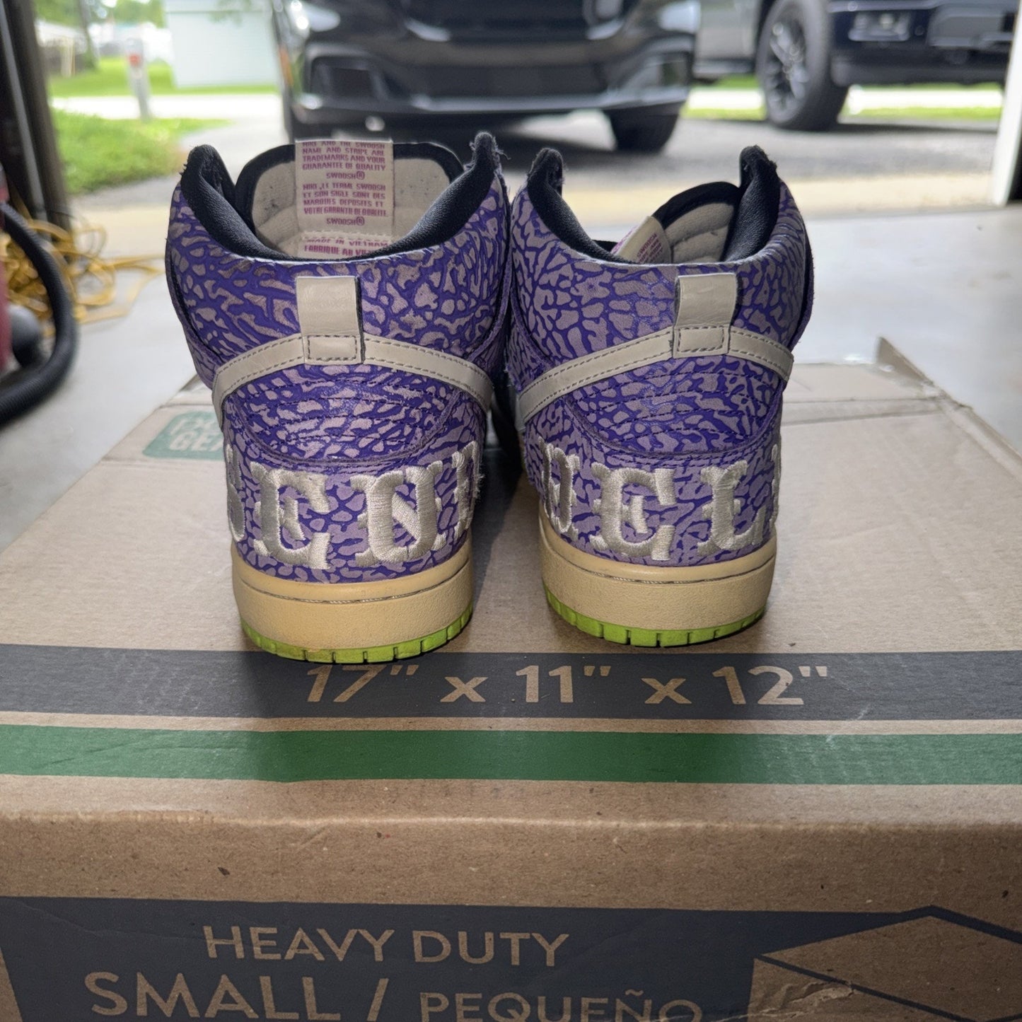 Size 9 - Nike Dunk Prm SB High Send Help 2