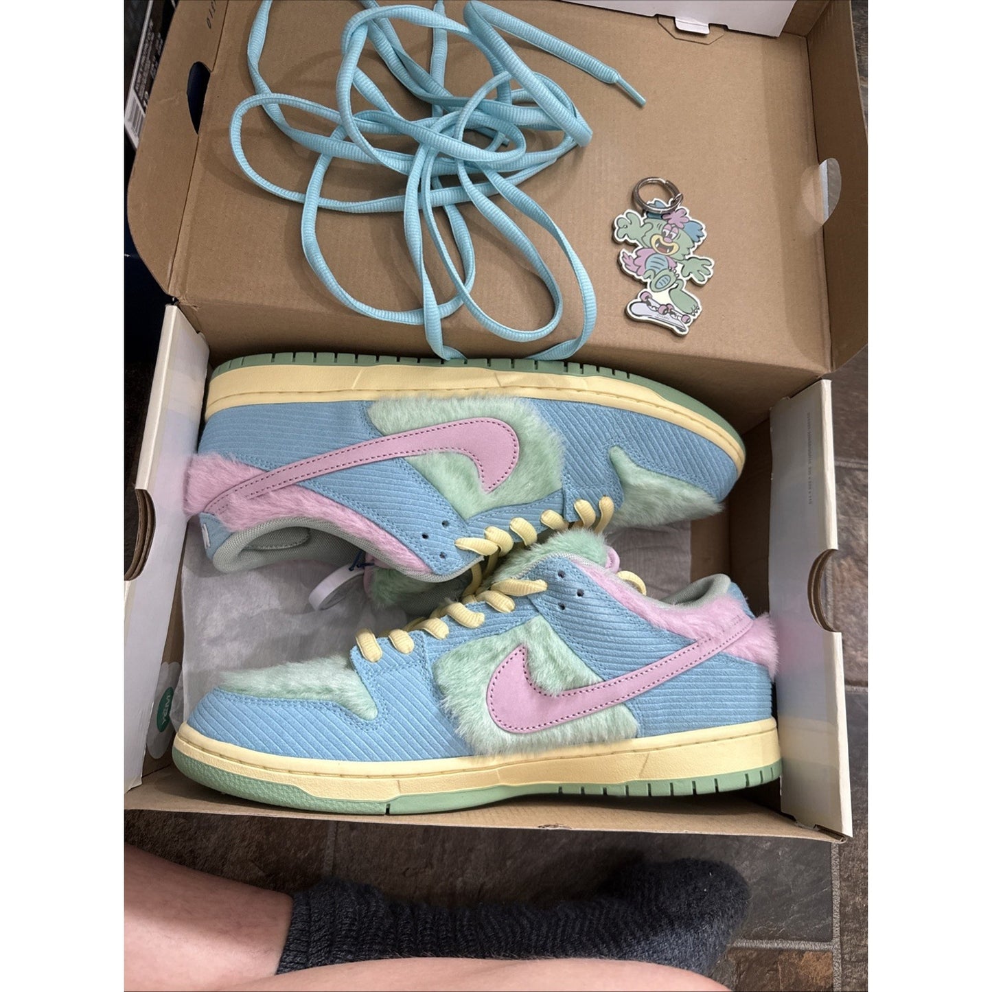 Nike SB Verdy Dunk Low Pro QS FN6040-400 Men's Size 11