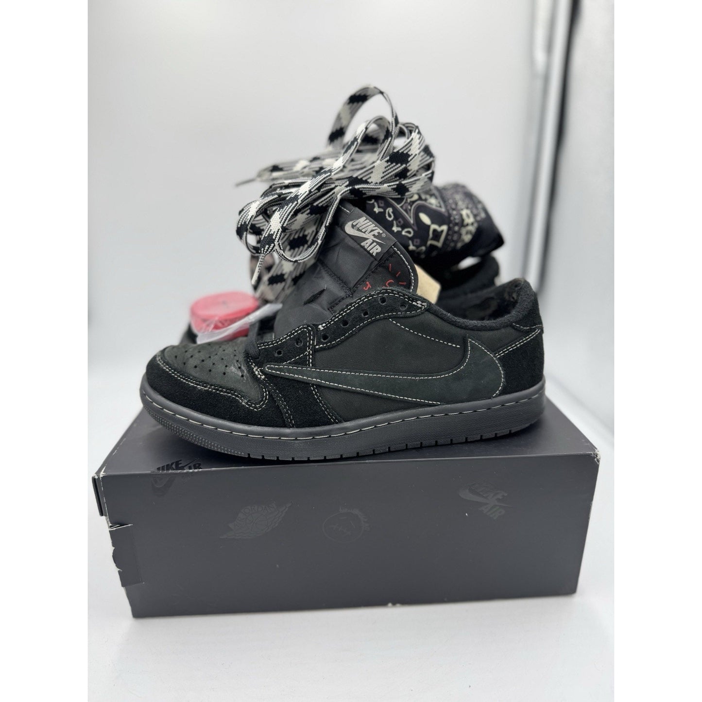 Jordan 1 Retro Low OG SP x Travis Scott Black Phantom - Size 8