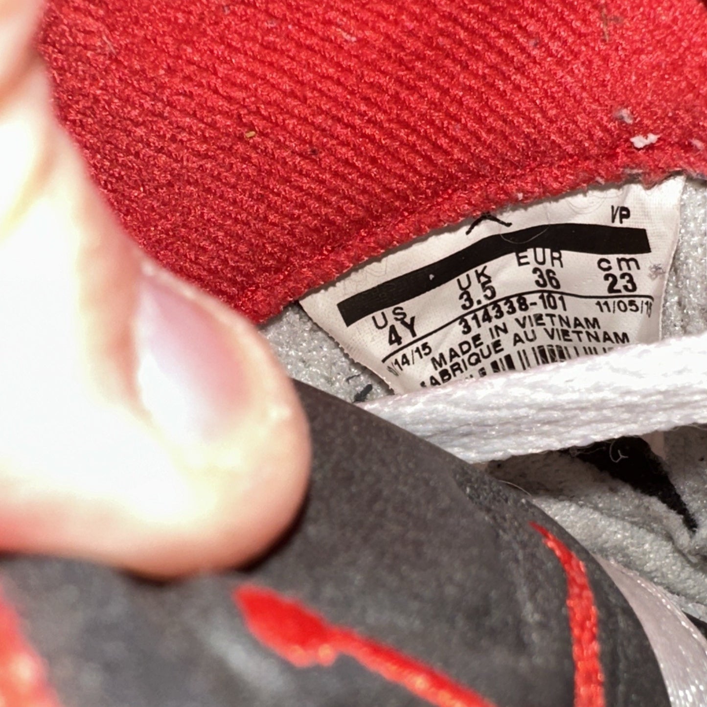 Size 4 (GS) - Jordan 5 Retro 2016 Low Fire Red