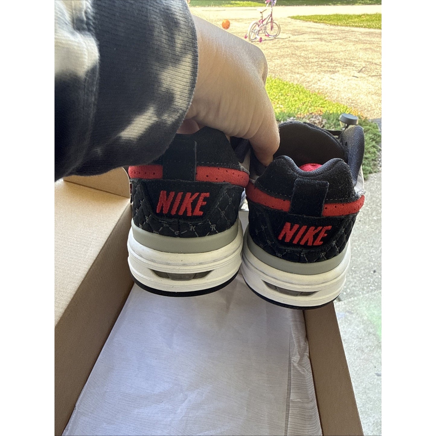 Size 6.5 - Nike Paul Rodriguez Zoom Air Low Bred