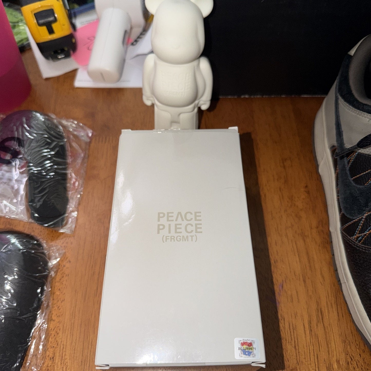 200% bearbrick x fragment squeeze Peace Piece