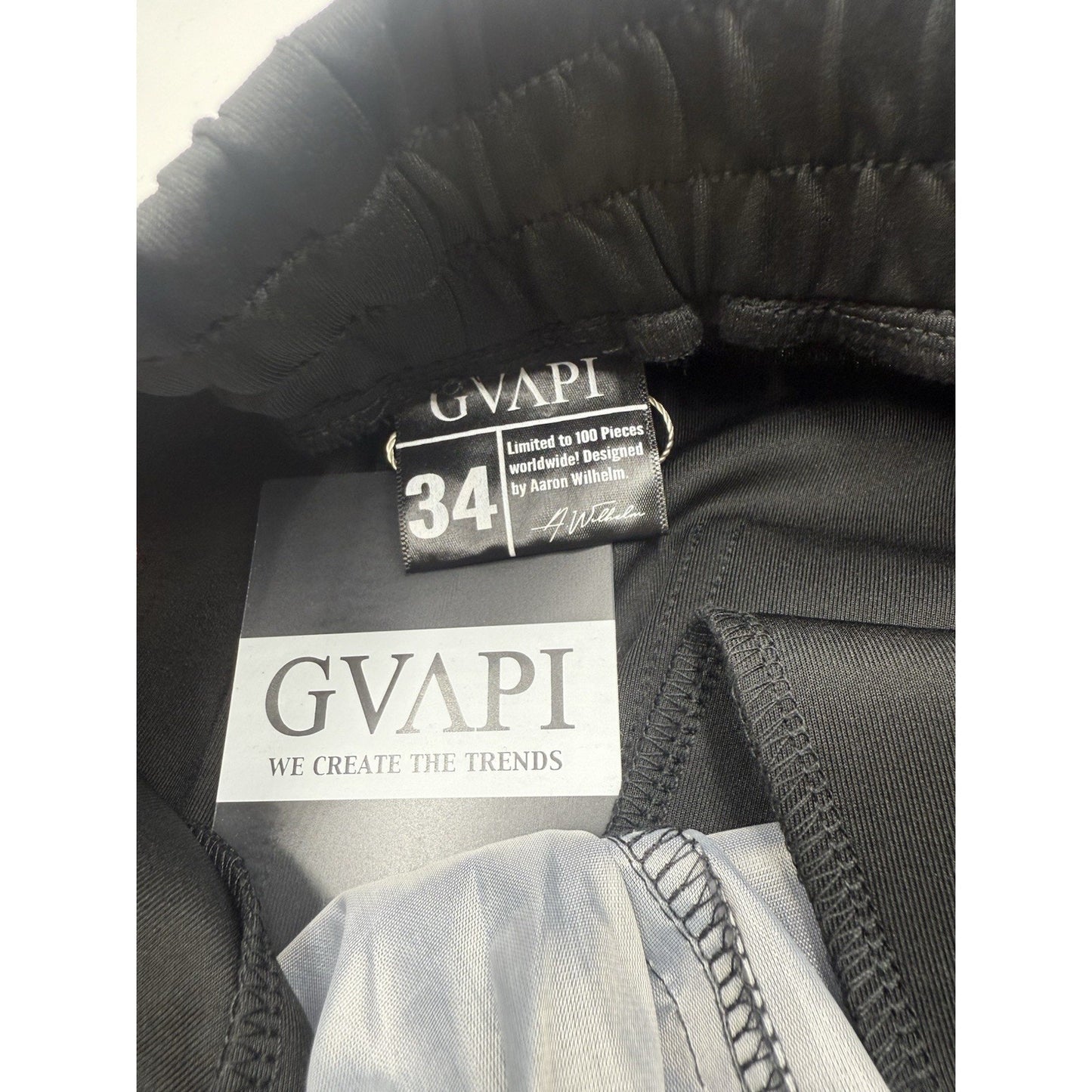 Size 34 Guapi Mmxv Designer Joggers Iridescent Gvapi 1 Of 100
