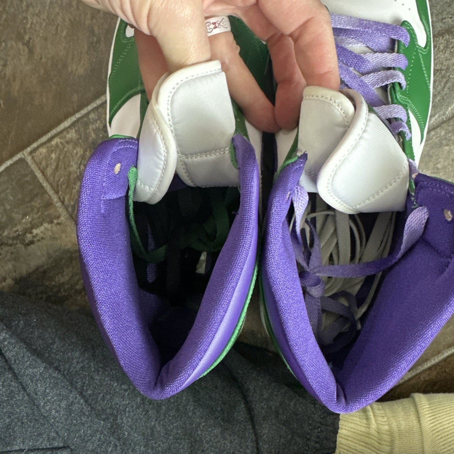 Size 12 - Air Jordan 1 Mid Hulk