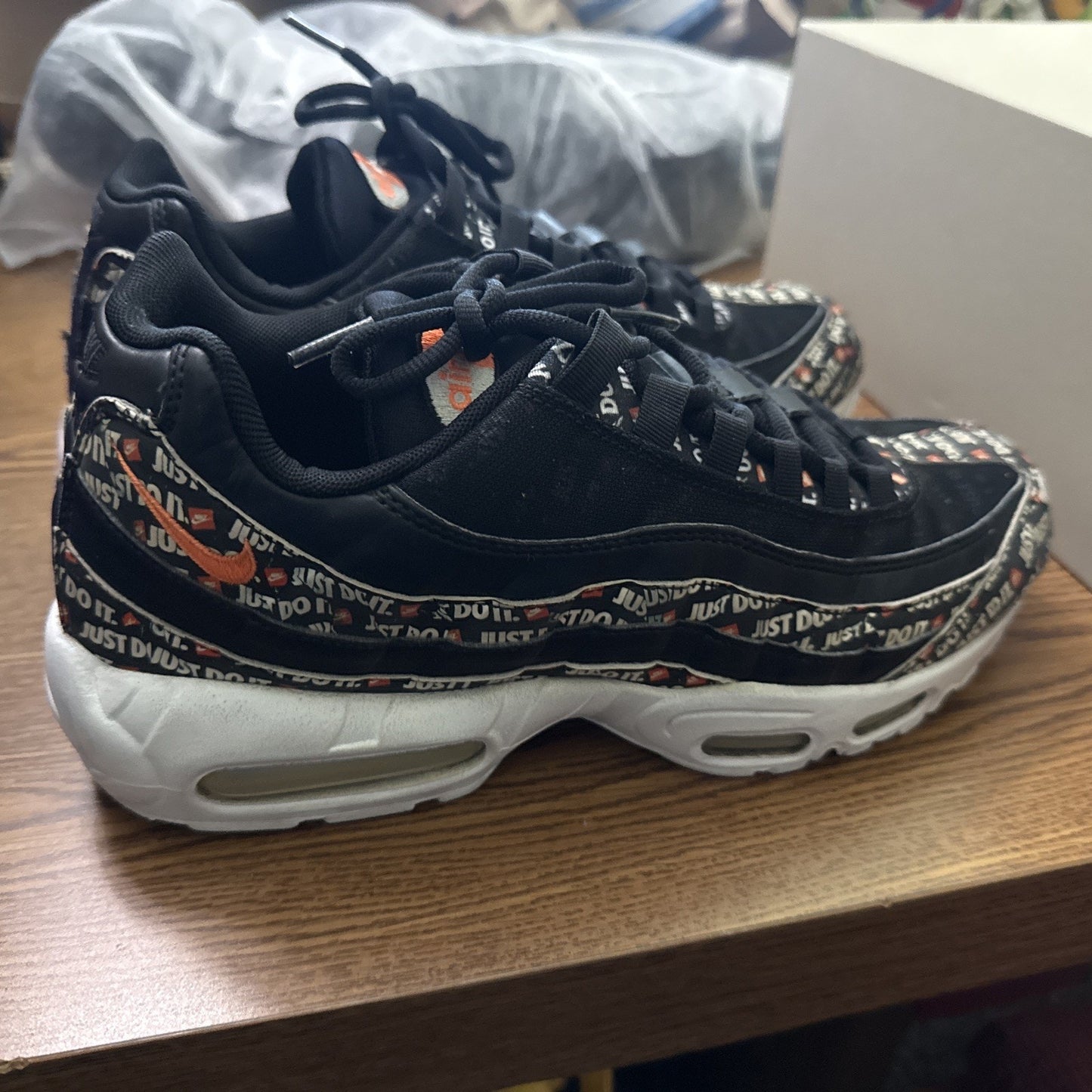 Nike Air Max 95 Se Just Do it Black-White-Total Orange Sz 9.5 [AV6246-001] Rare