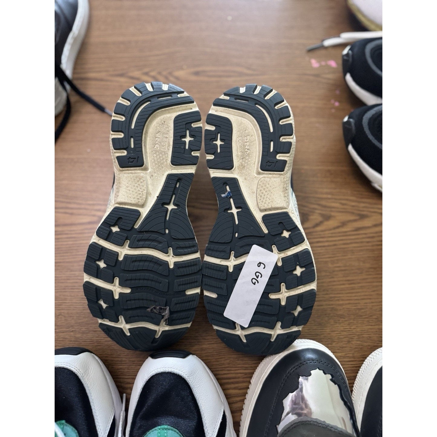 Size 8 - Brooks Ghost 14 Gray - 120356-1B-317 NBS191
