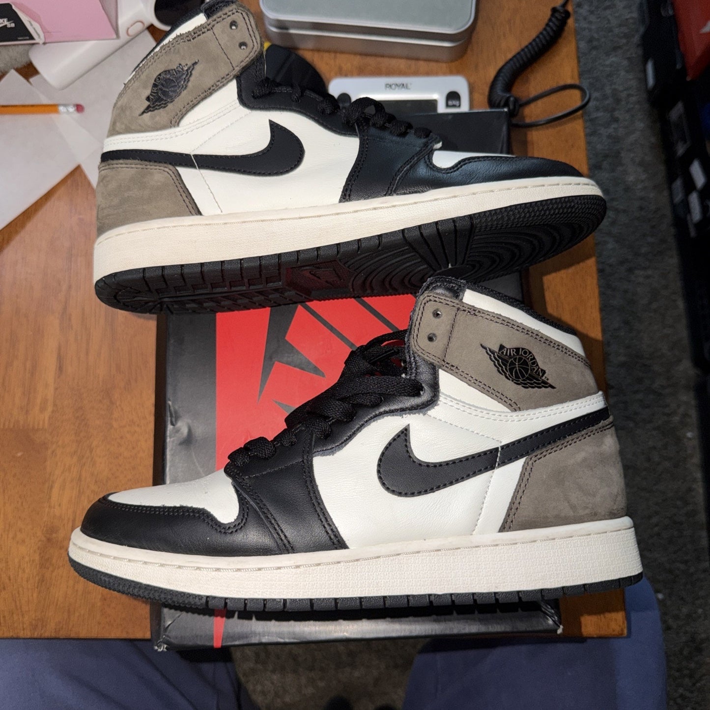 Size 7 (GS) - Jordan 1 Retro OG High Dark Mocha