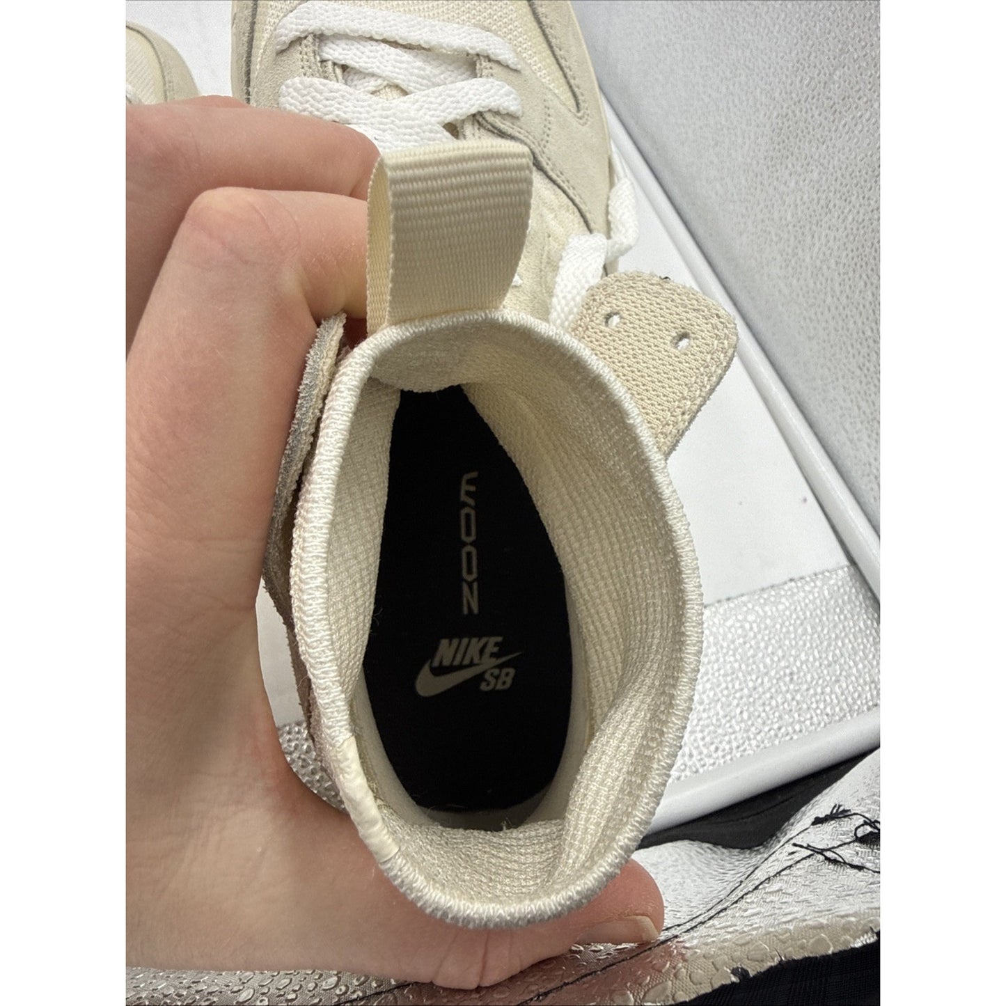 SAMPLE 1 OF 1 Nike SB Zoom Dunk High Elite Cream Gum Yellow (Size 9) Unreleased