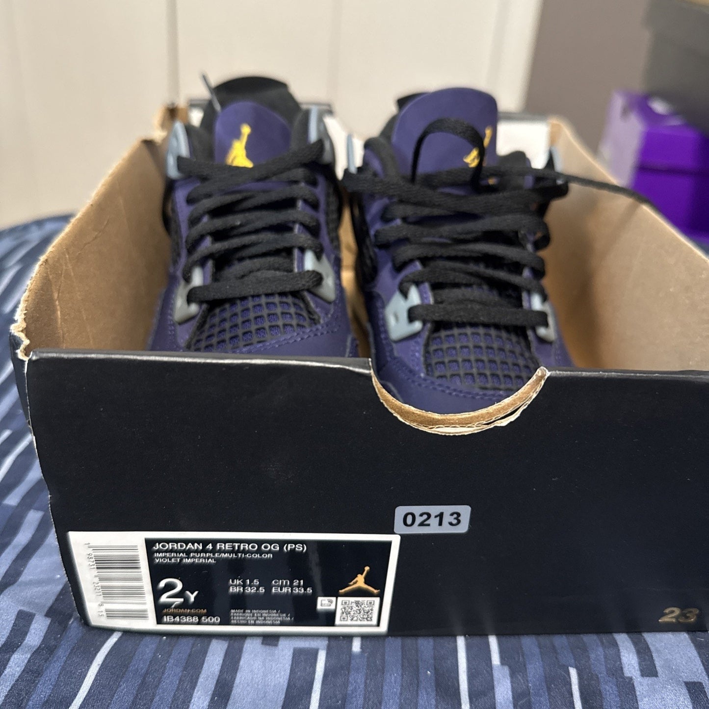 Size 2Y Jordan 4 Lakers IB4388-500
